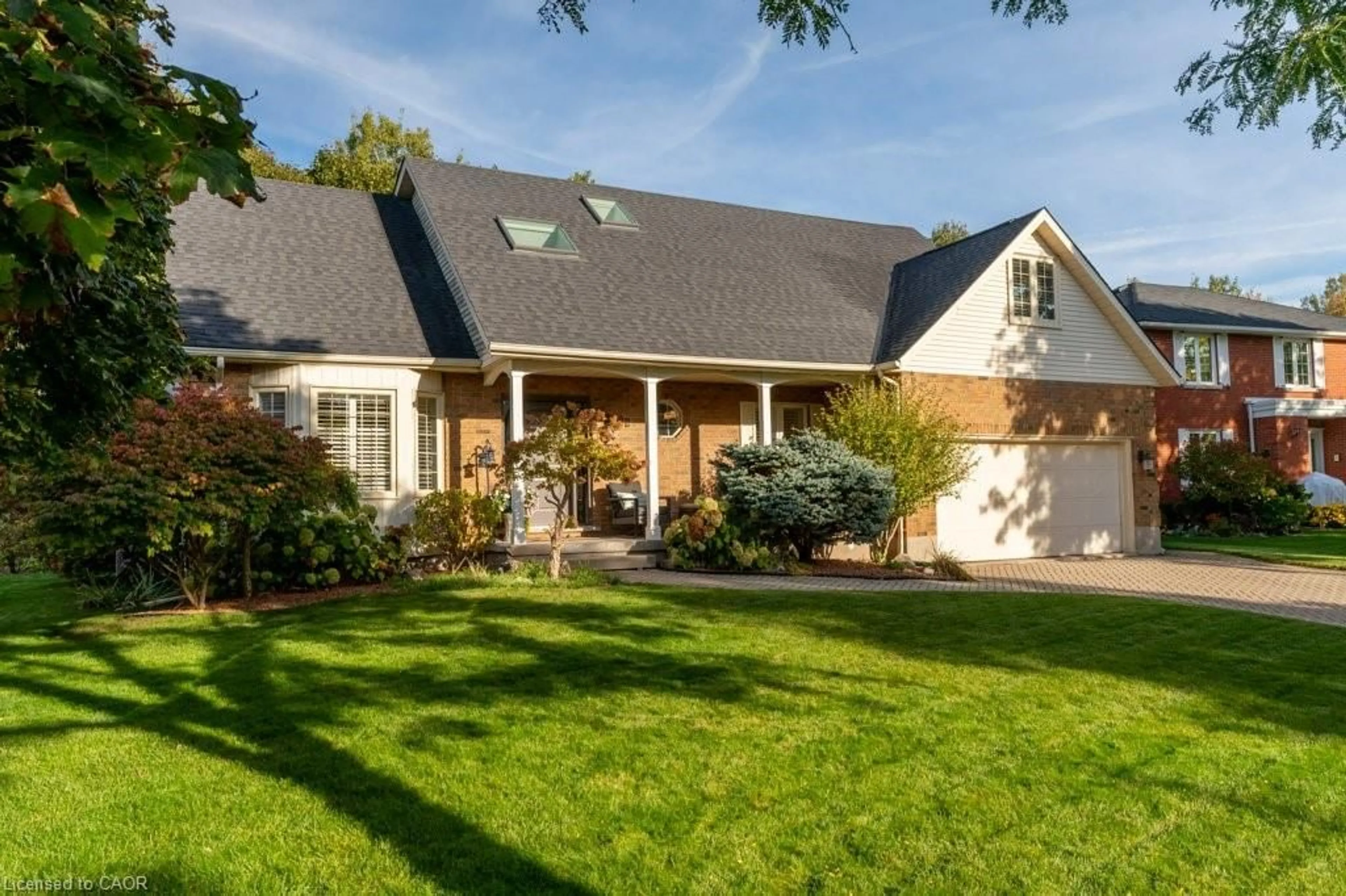 Home with brick exterior material, street for 22 Roehampton Crt, Kitchener Ontario N2A 3L1