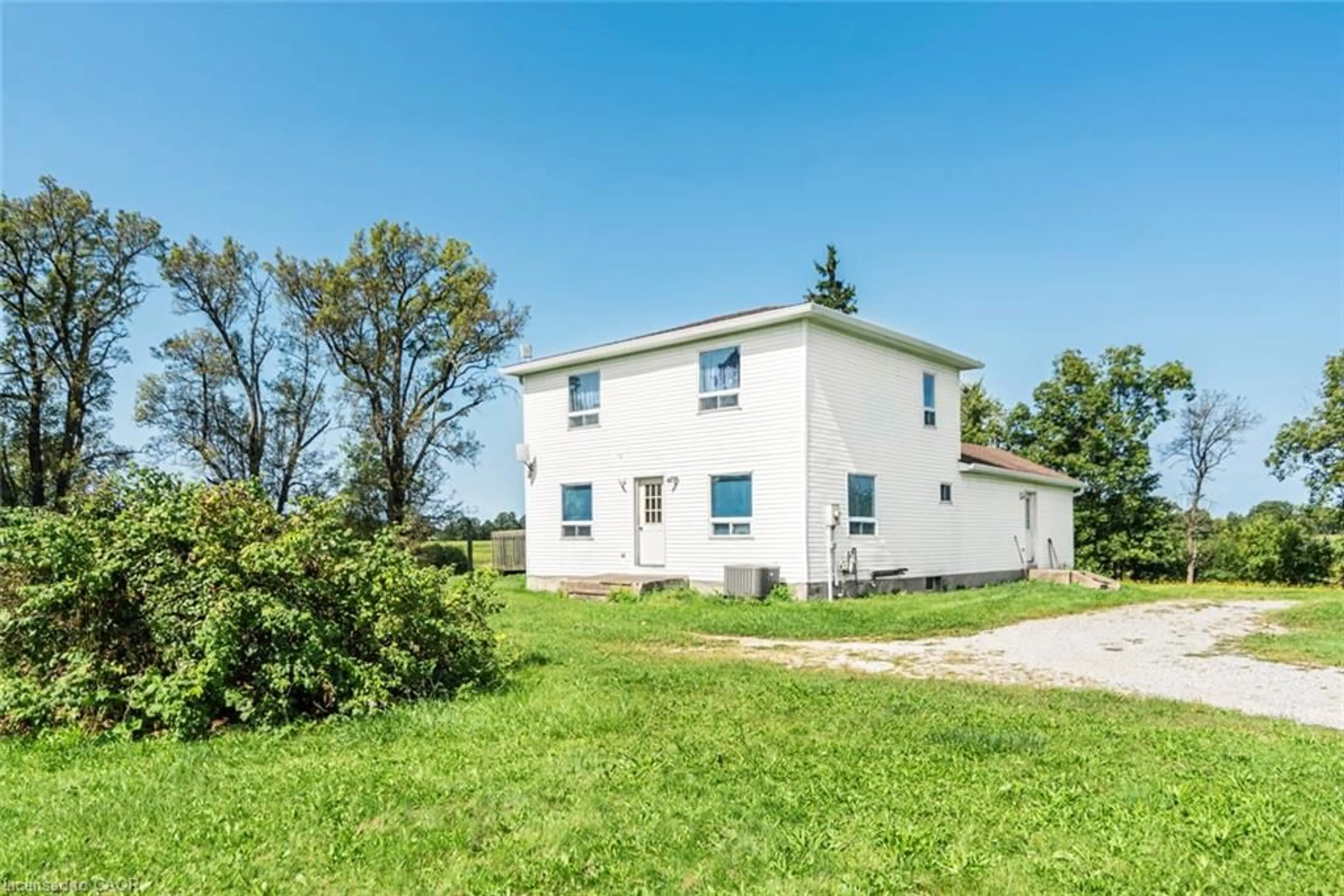 A pic from outside/outdoor area/front of a property/back of a property/a pic from drone, building for 6569 3 Hwy, Canfield Ontario N0A 1C0