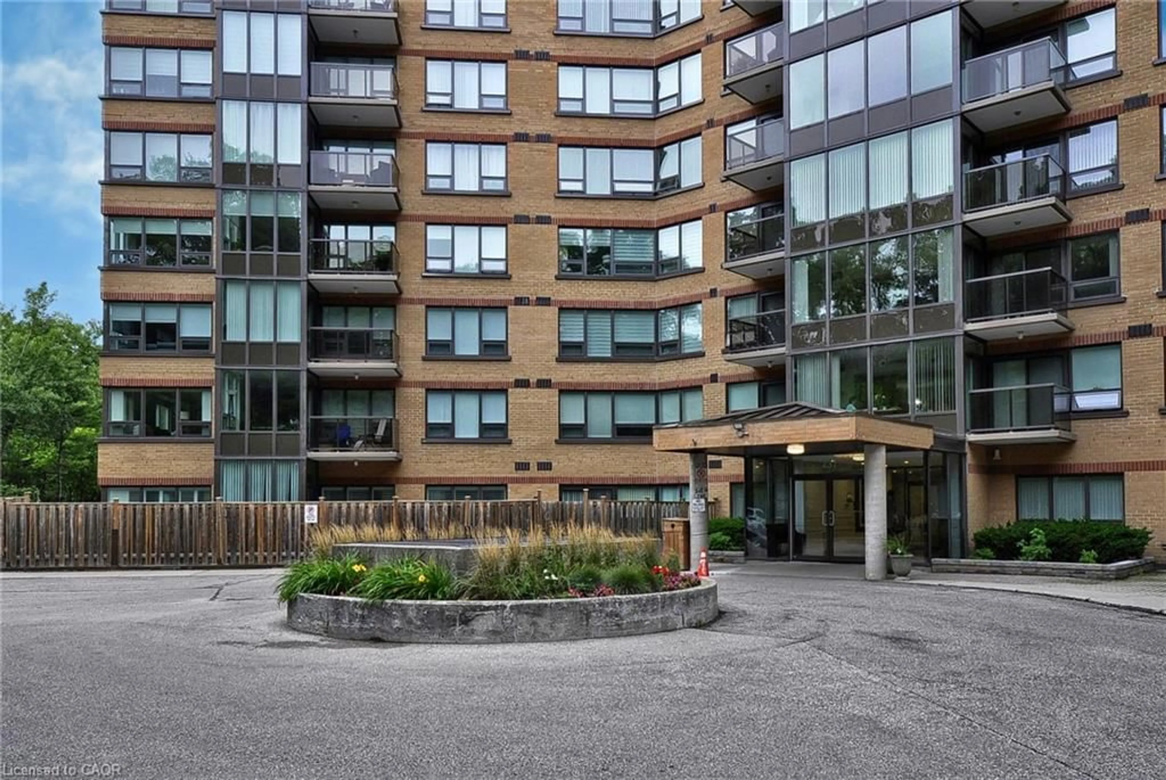 Unknown for 237 King St #1210, Cambridge Ontario N3H 5L2