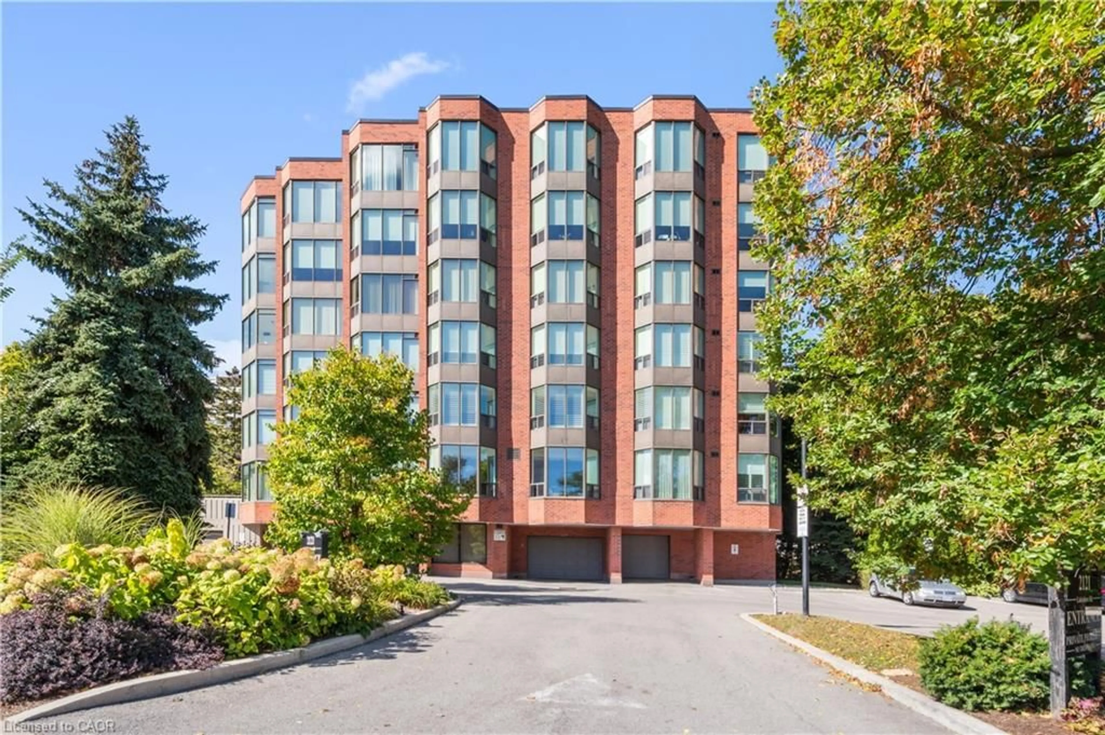 Unknown for 2121 Lakeshore Rd #401, Burlington Ontario L7R 1C9