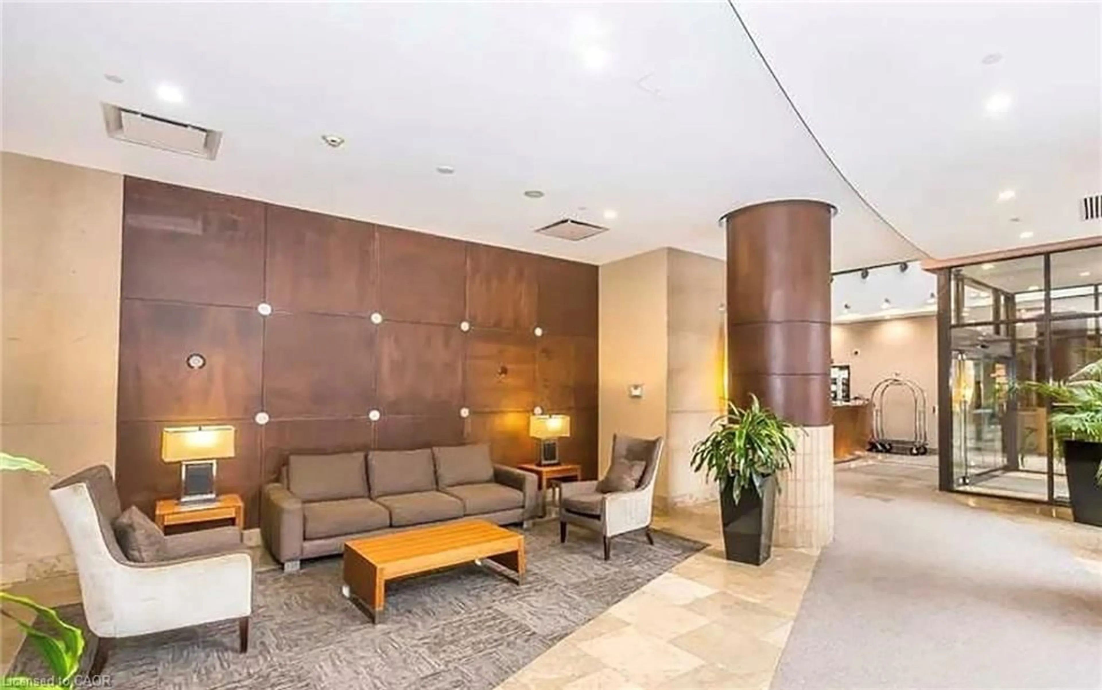 Lobby for 15 Northtown Way #1222, Toronto Ontario M2N 7L4
