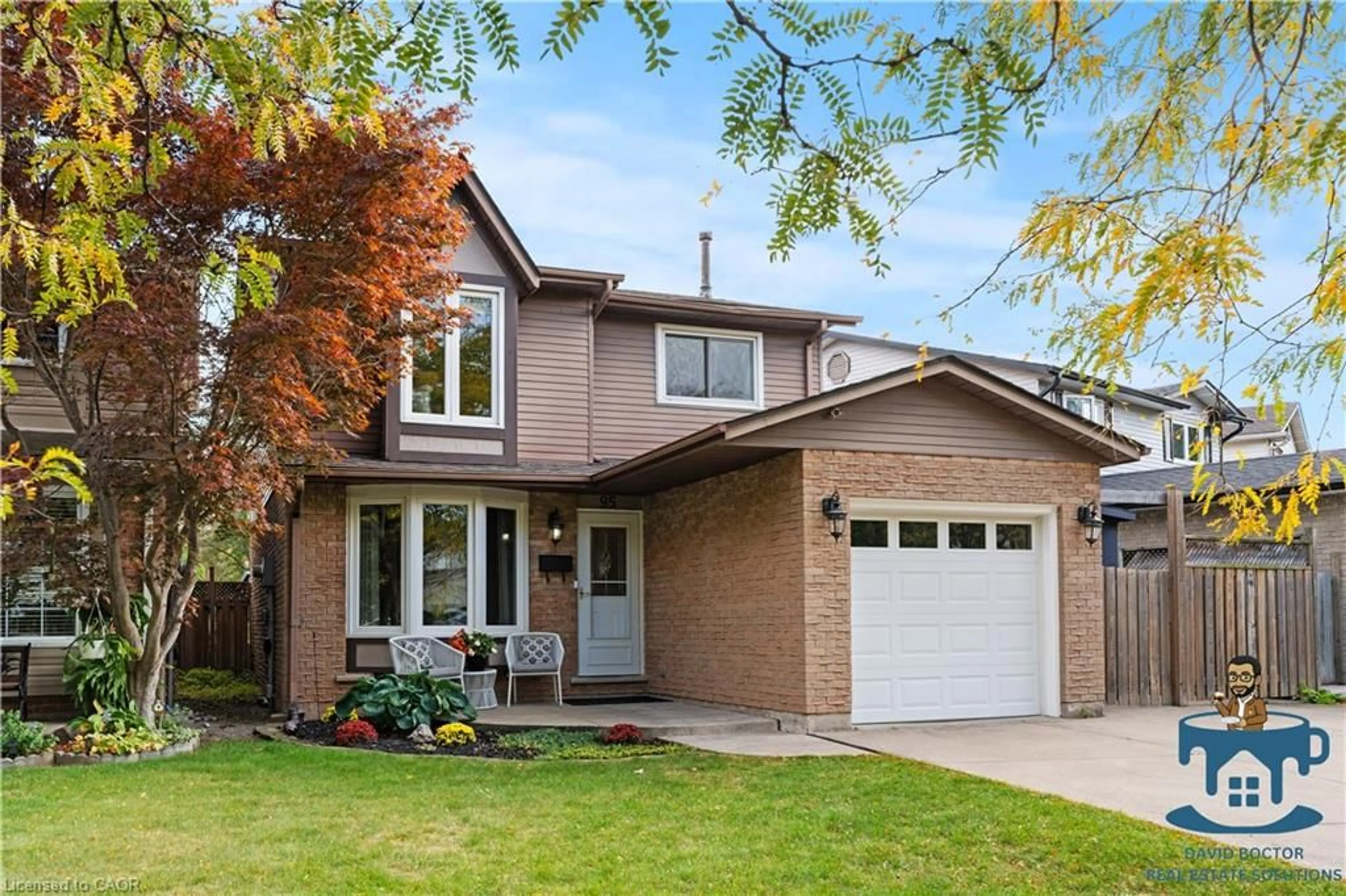 Home with brick exterior material, street for 95 Memorial Ave, Stoney Creek Ontario L8G 4C6