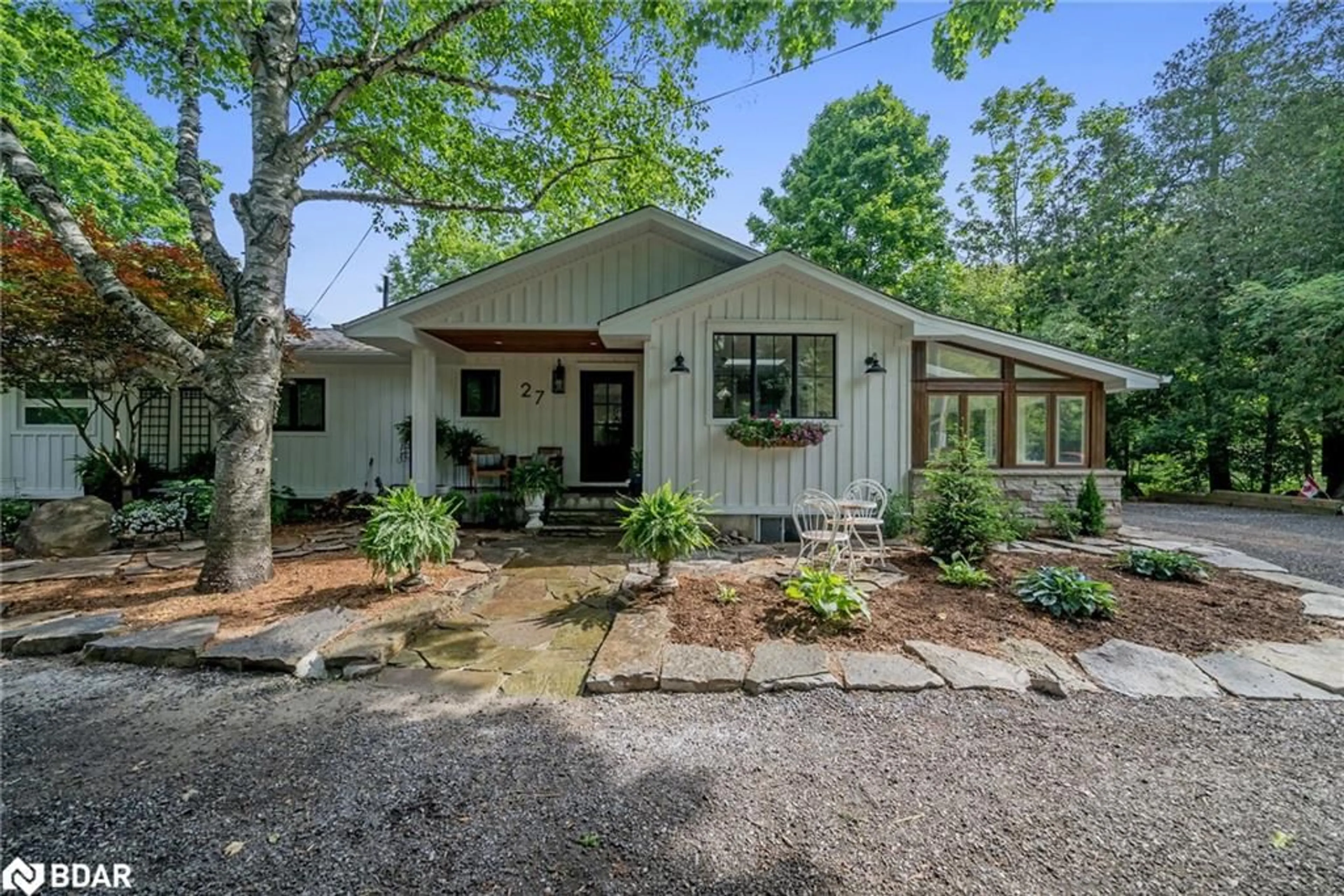 Unknown for 27 Tweedle St, Glen Williams Ontario L7G 3S6