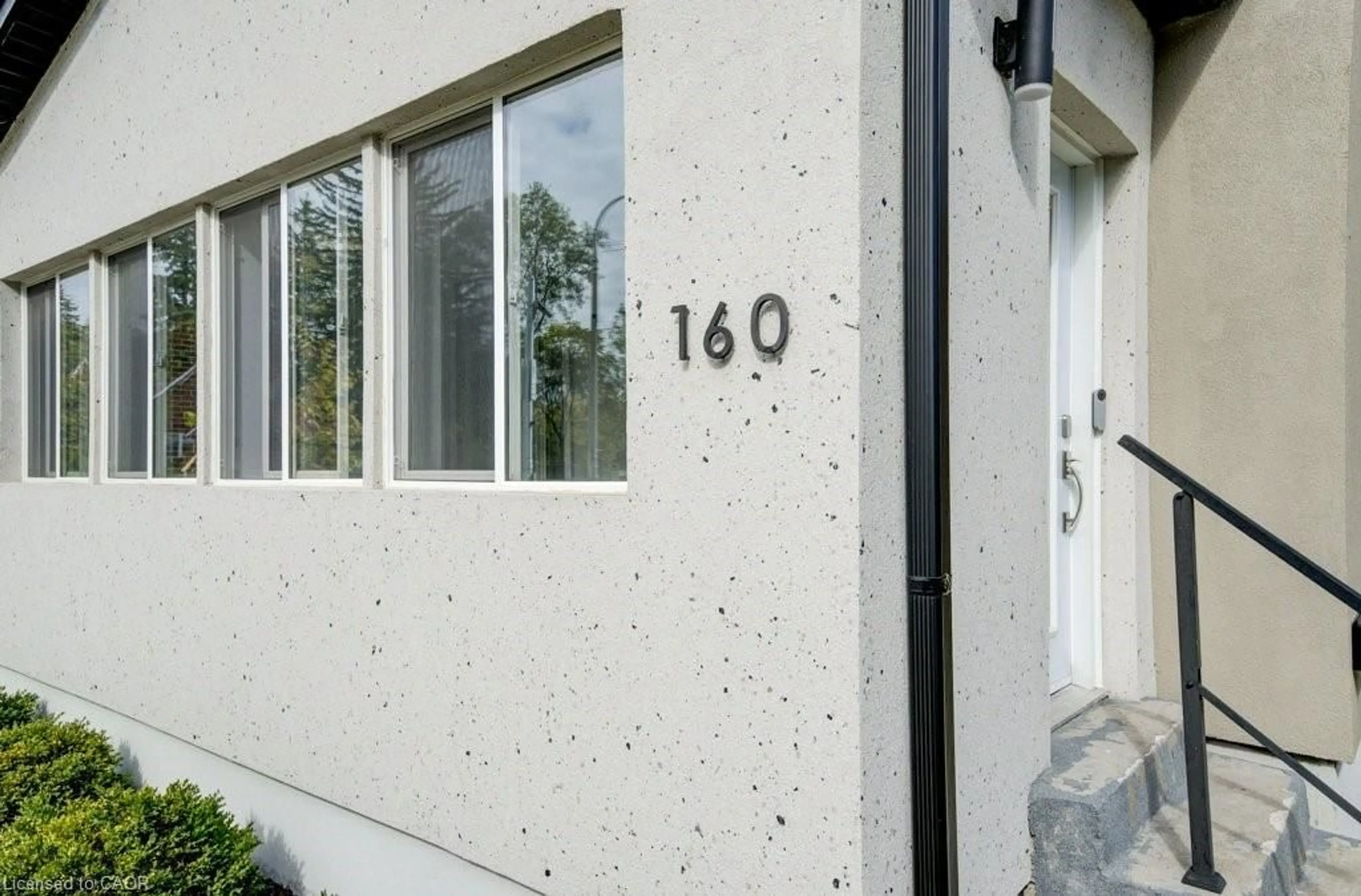 Unknown for 160 Homewood Ave, Kitchener Ontario N2M 1W9