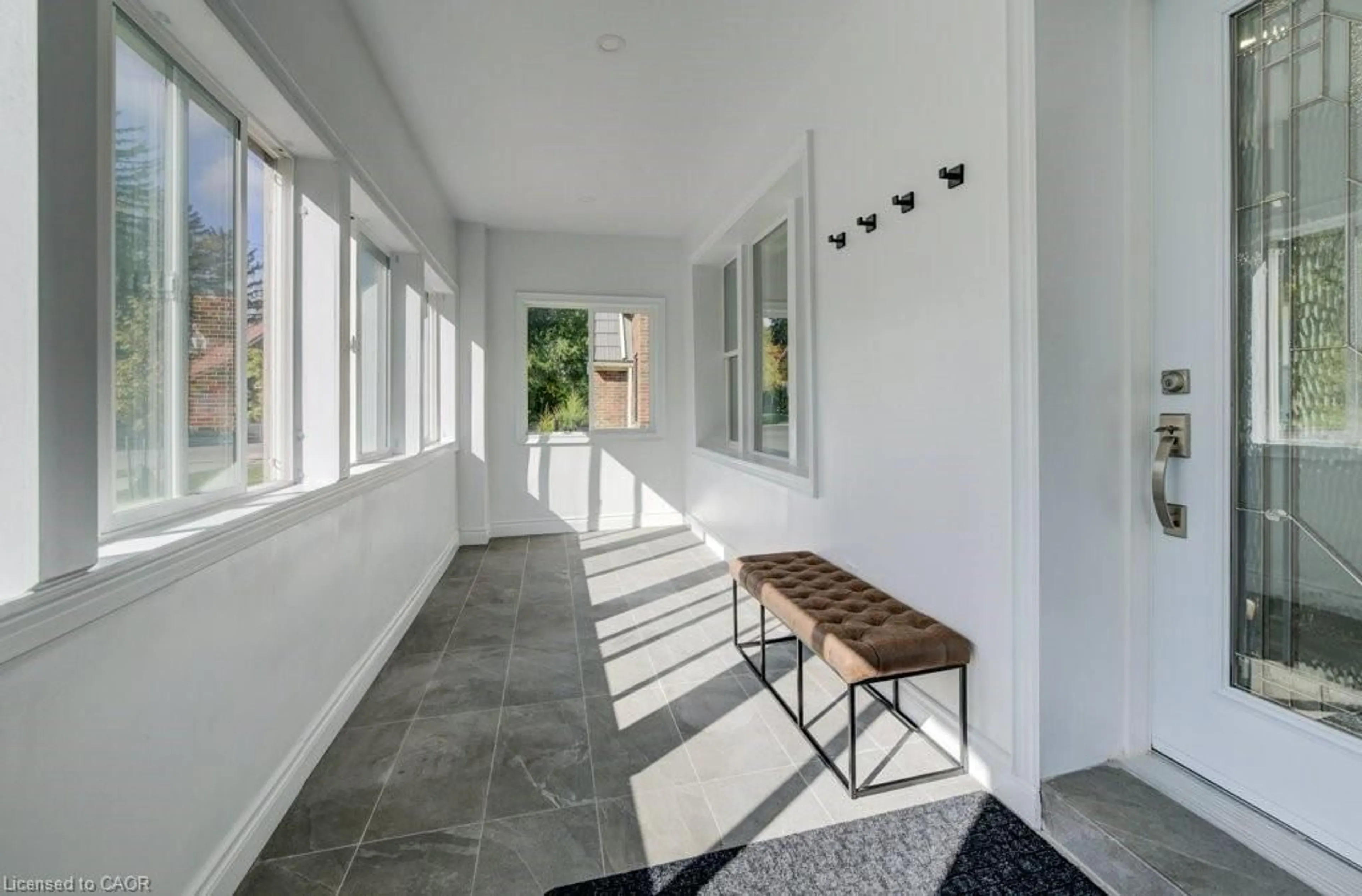 Indoor entryway for 160 Homewood Ave, Kitchener Ontario N2M 1W9