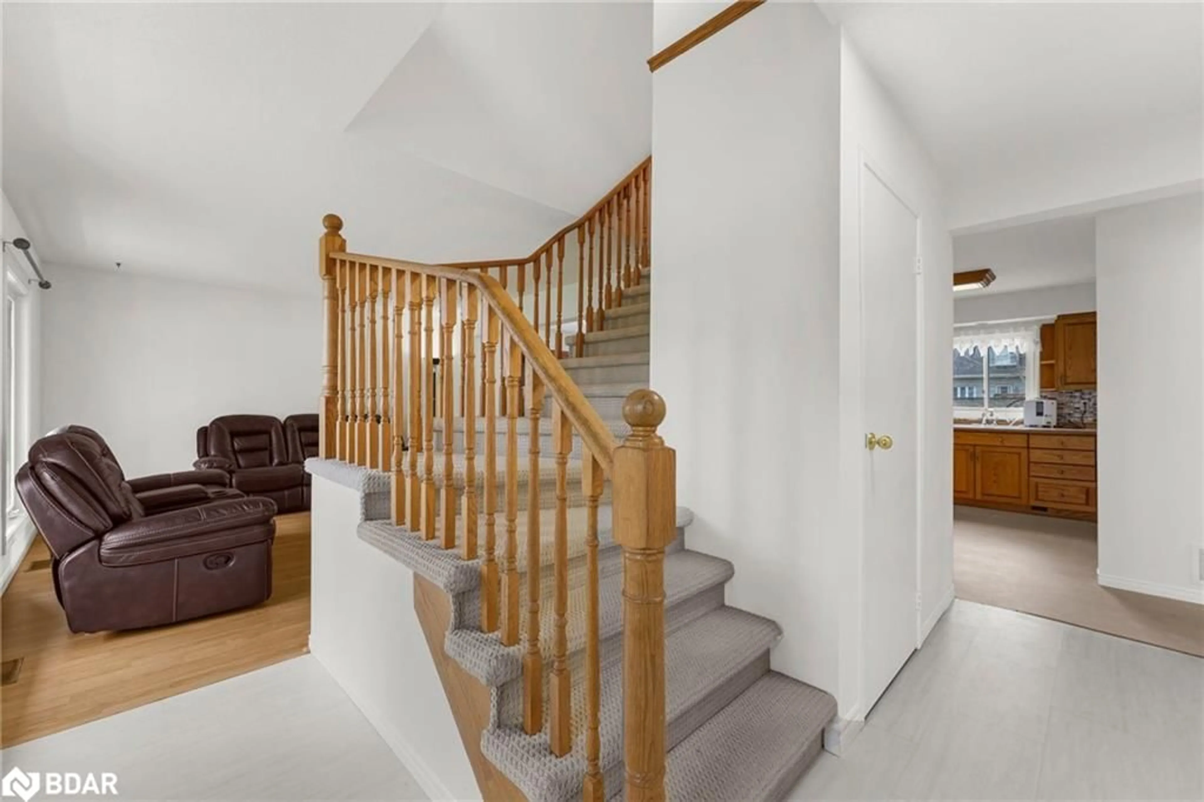 Unknown for 190 Centre St, Angus Ontario L0M 1B0