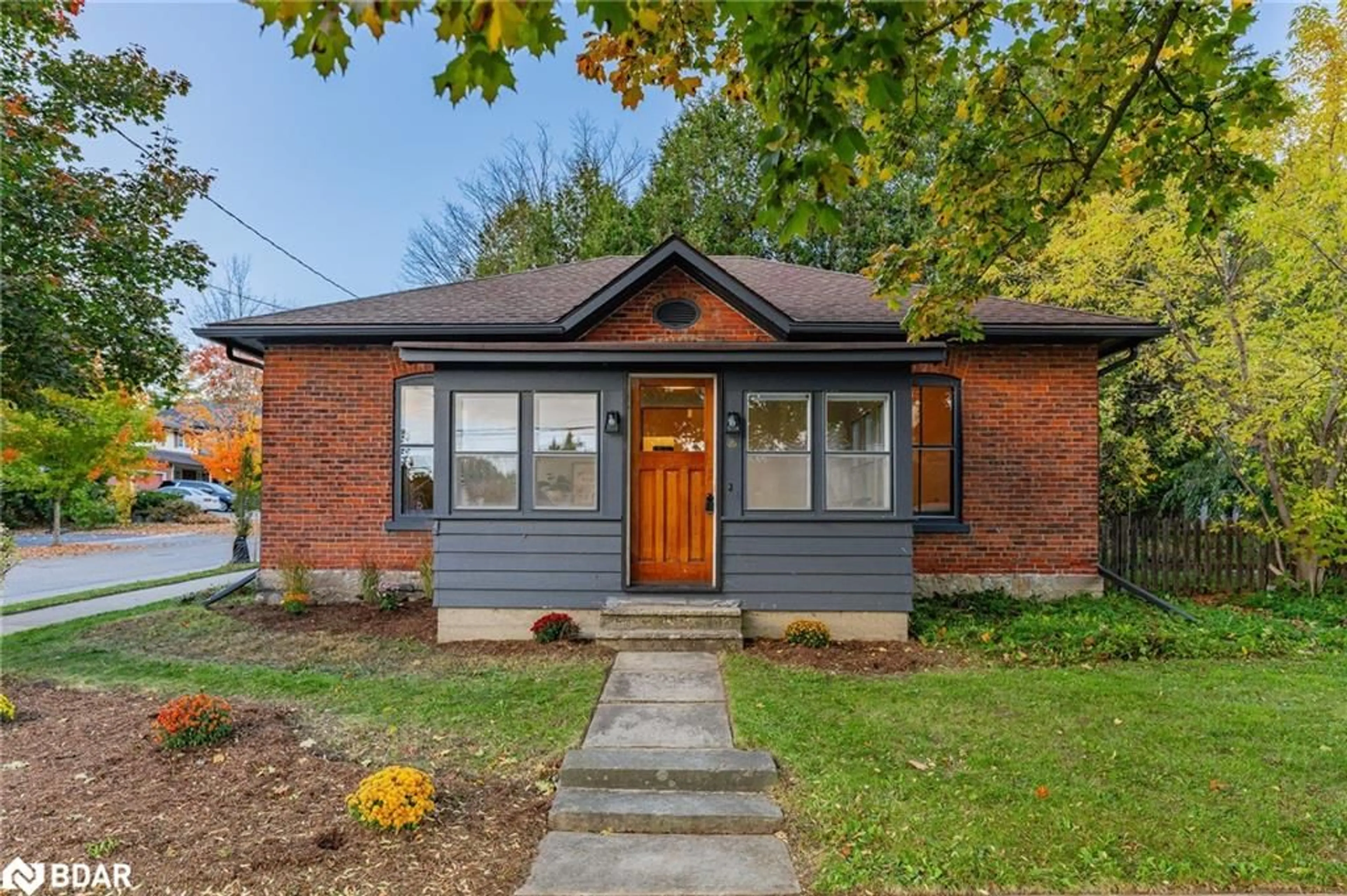 Home with brick exterior material, street for 106 Colborne St, Elora Ontario N0B 1S0