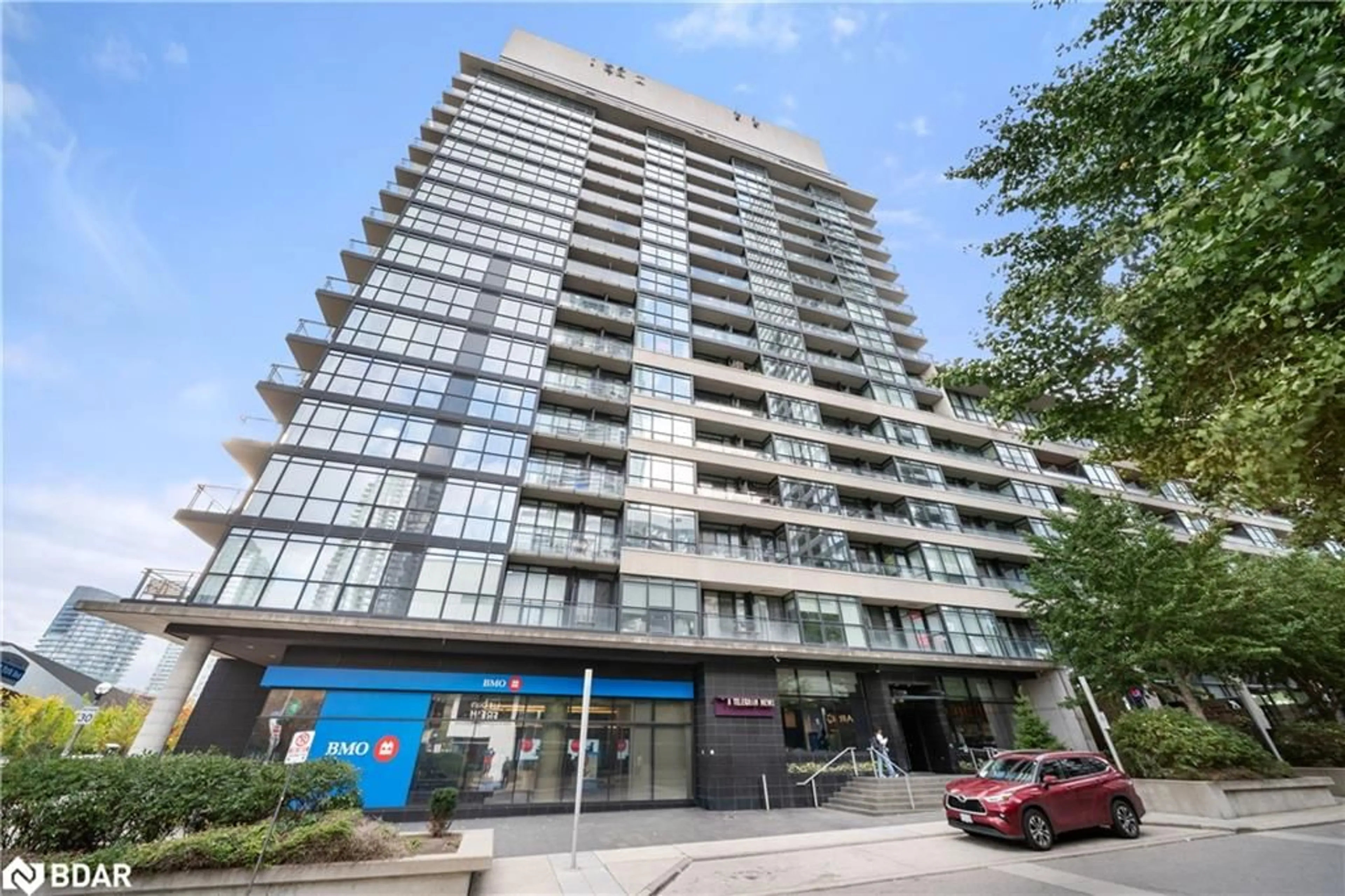 Indoor foyer for 8 Telegram Mews #518, Toronto Ontario M5V 3Z5