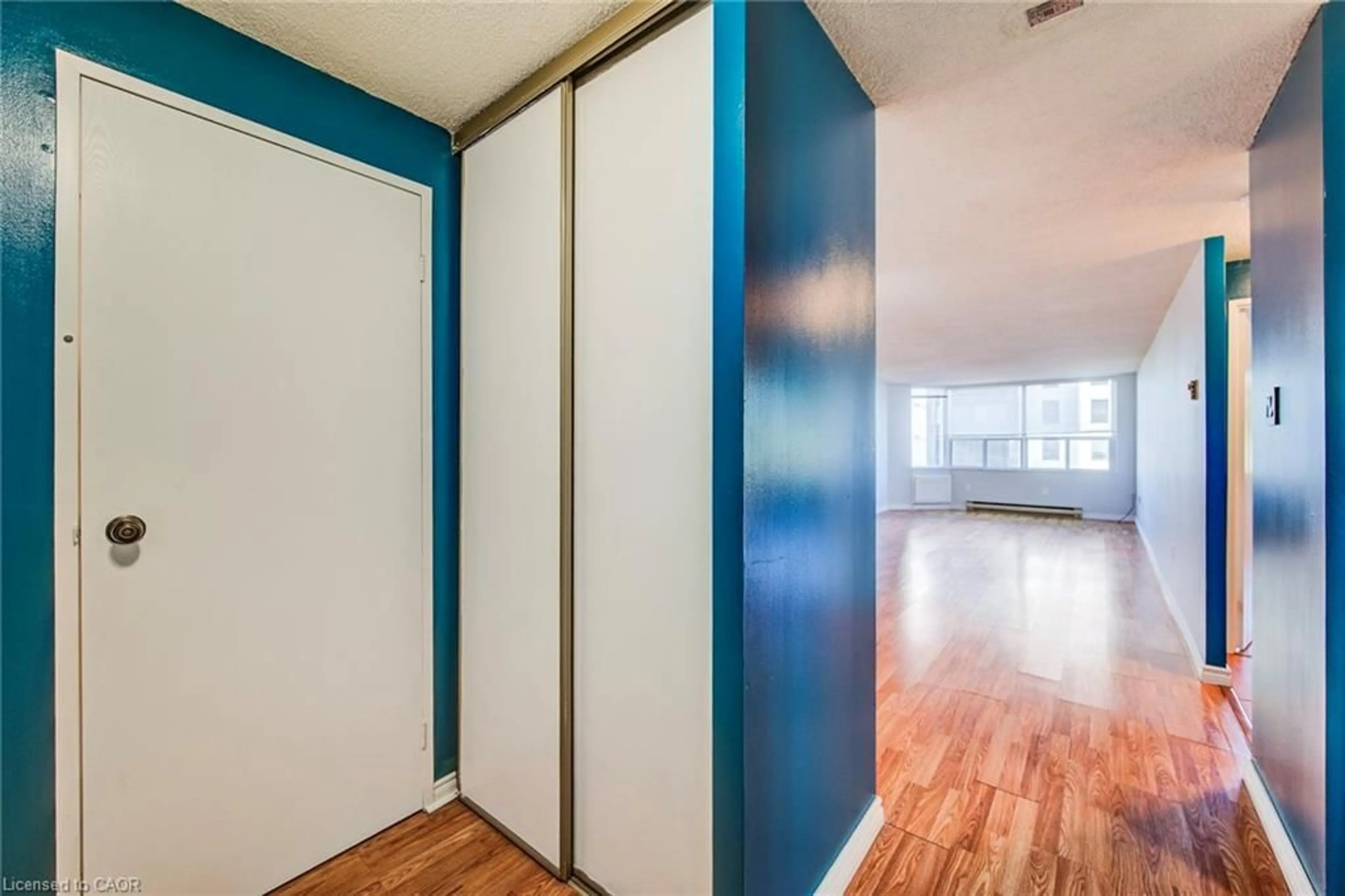 Storage room or clothes room or walk-in closet for 55 Green Valley Dr #811, Kitchener Ontario N2P 1Z6
