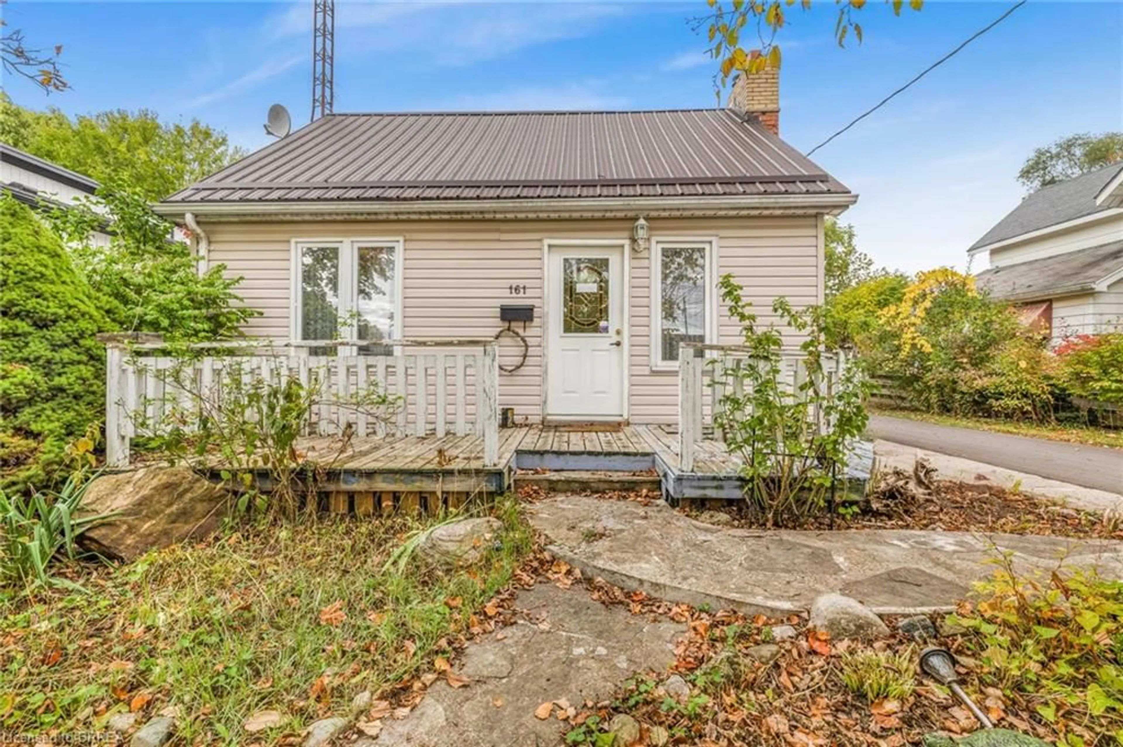 Unknown for 161 Crysler St, Delhi Ontario N4B 1H9