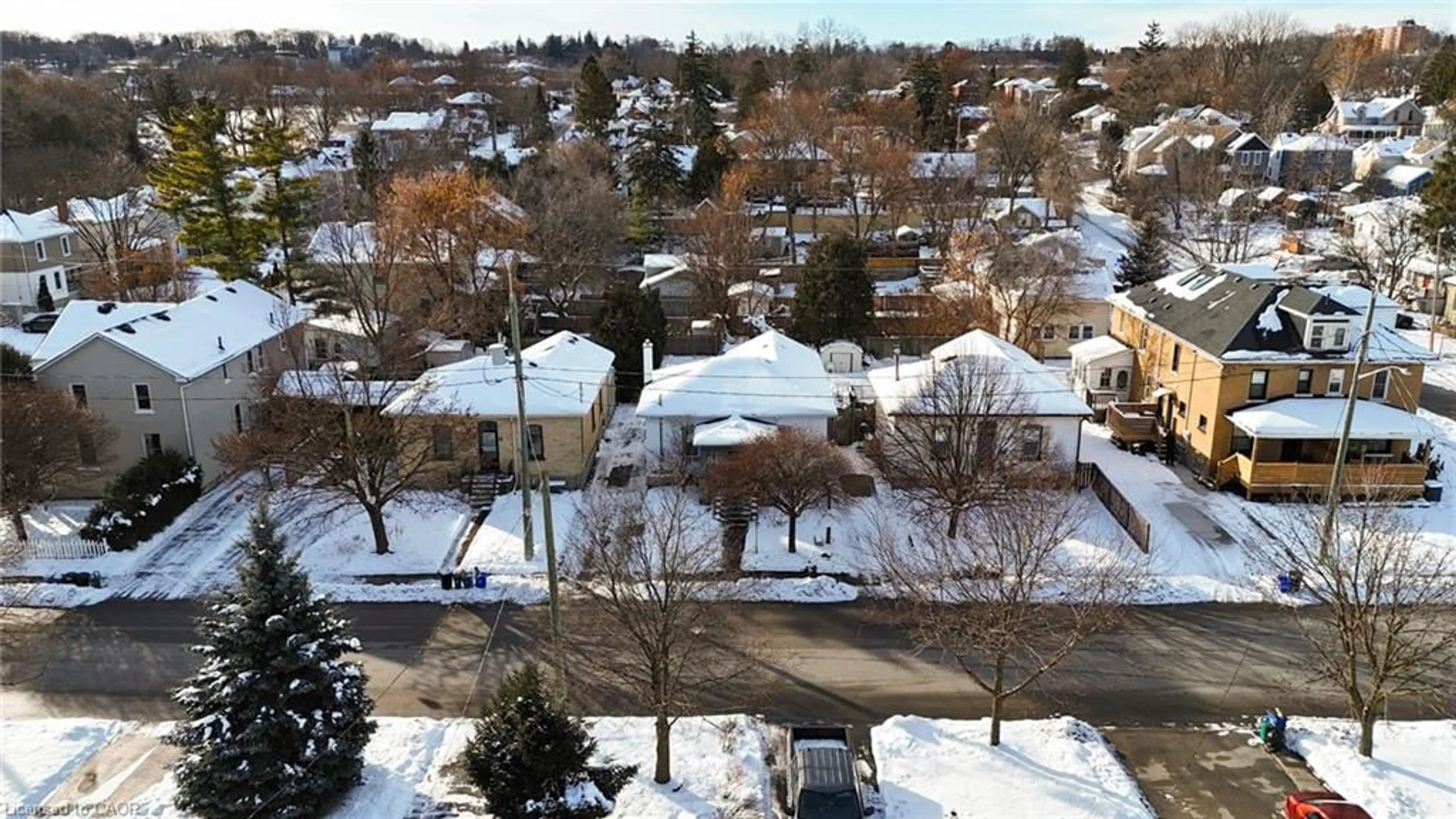 A pic from outside/outdoor area/front of a property/back of a property/a pic from drone, city buildings view from balcony for 28 Middleton St, Cambridge Ontario N1S 2R3