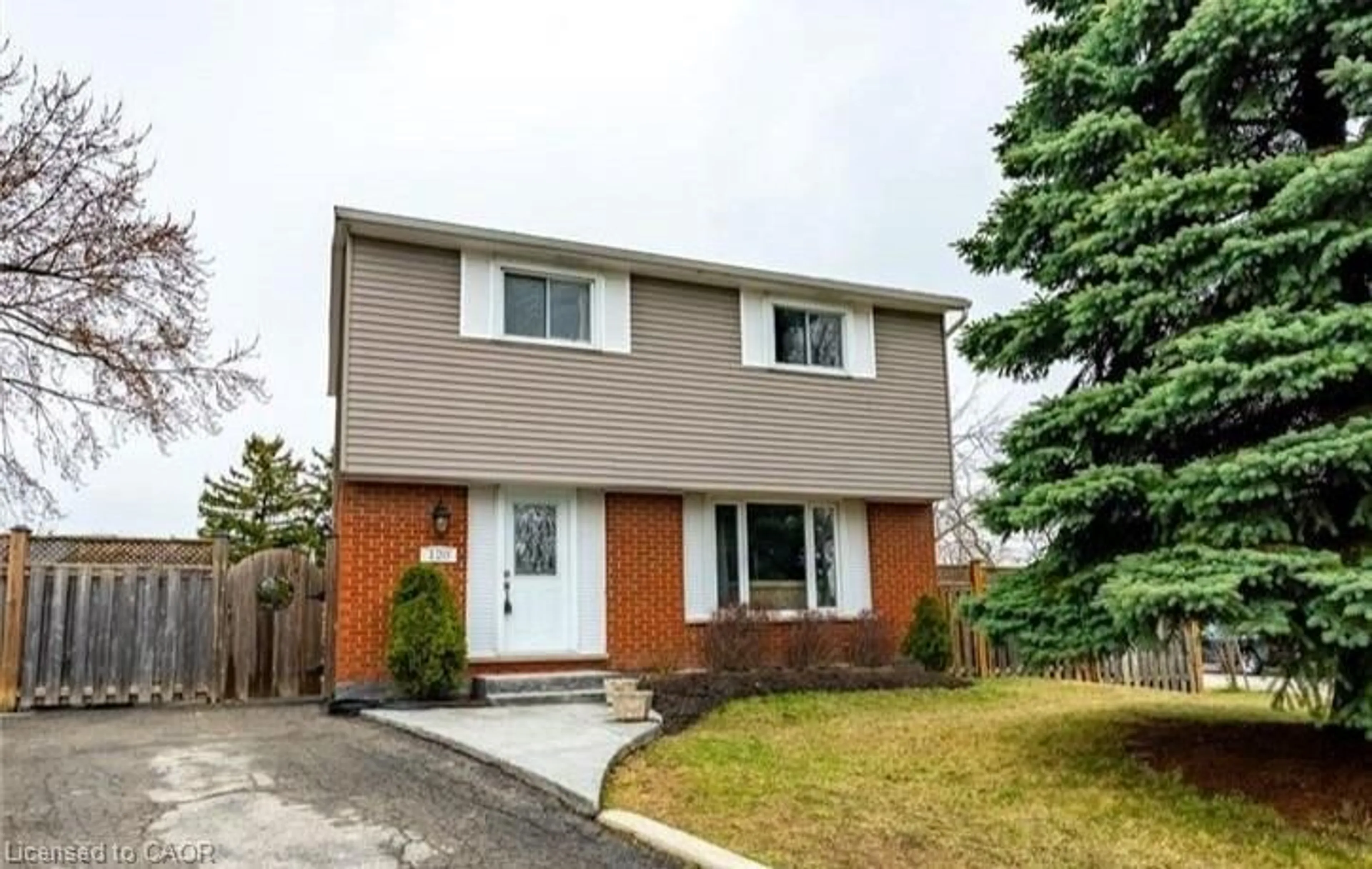 Home with brick exterior material, street for 120 Chilton Dr, Stoney Creek Ontario L8J 1M5