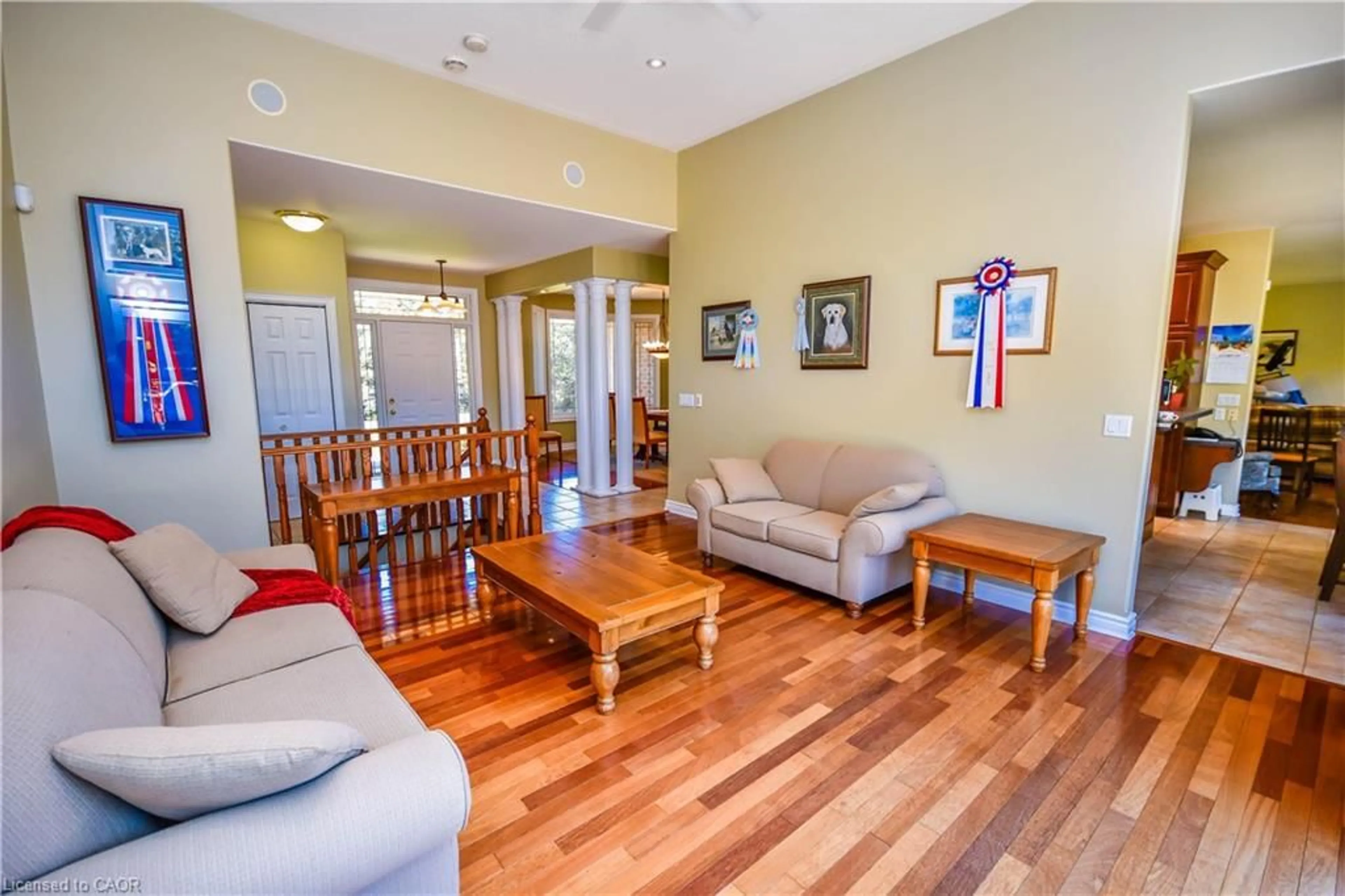 Living room with furniture, wood/laminate floor for 3040 Townline Rd, Coldwater Ontario L0K 1E0