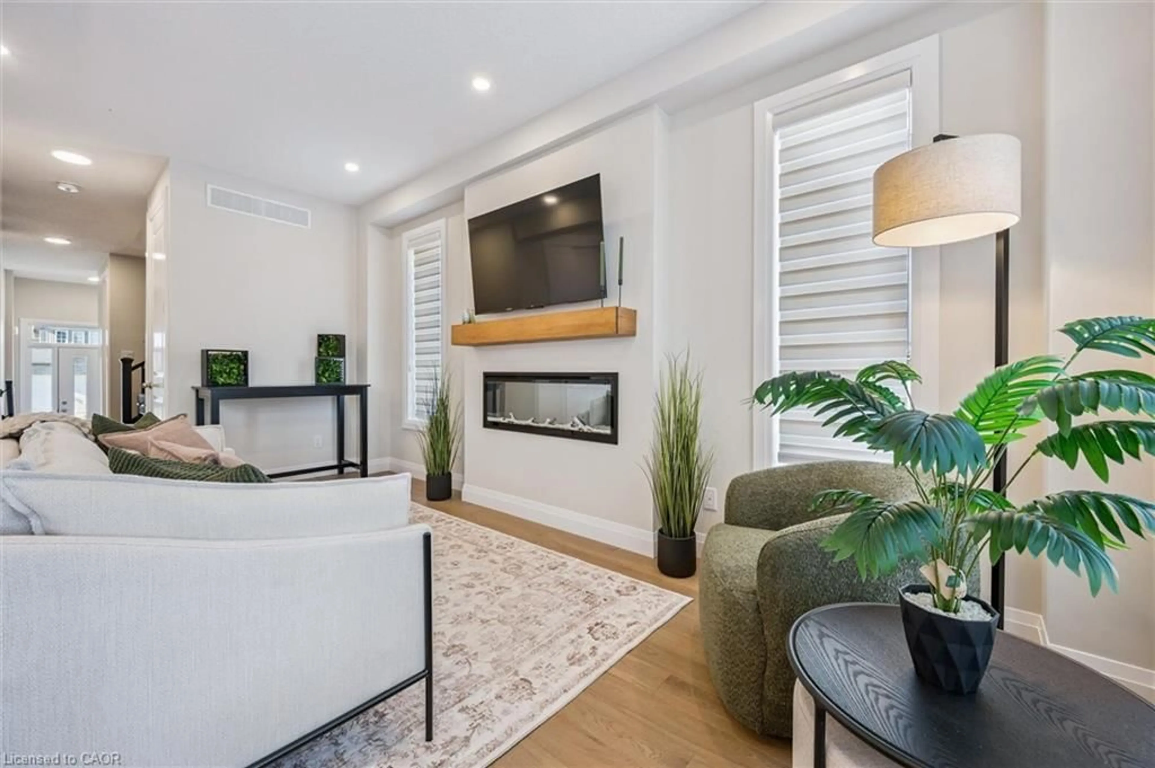 Living room with furniture, unknown for 113 Catherine St, New Hamburg Ontario N3A 2A3