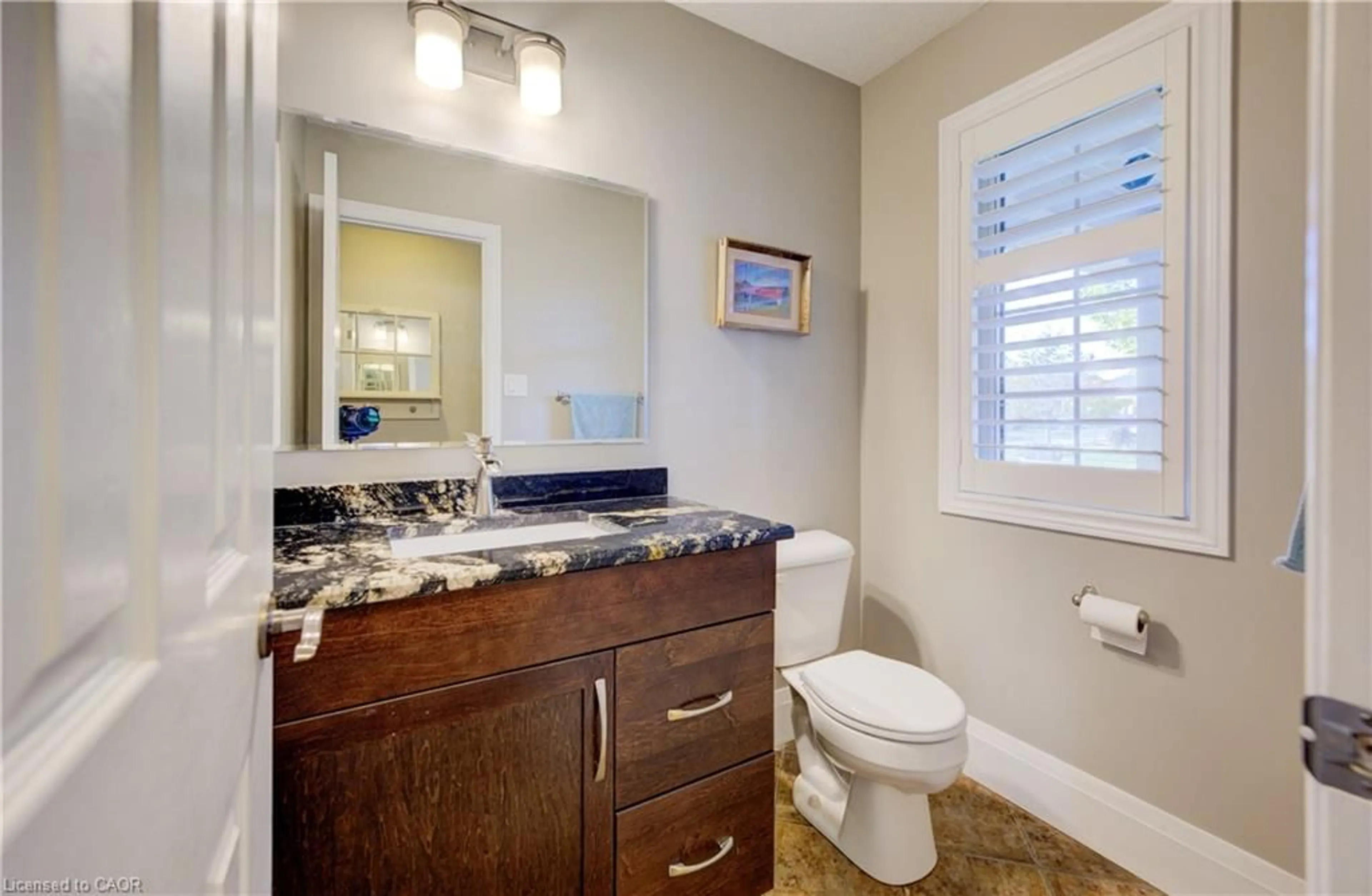 Standard bathroom, ceramic/tile floor for 131 Ravenswood Rd, Woolwich Ontario N0B 1M0