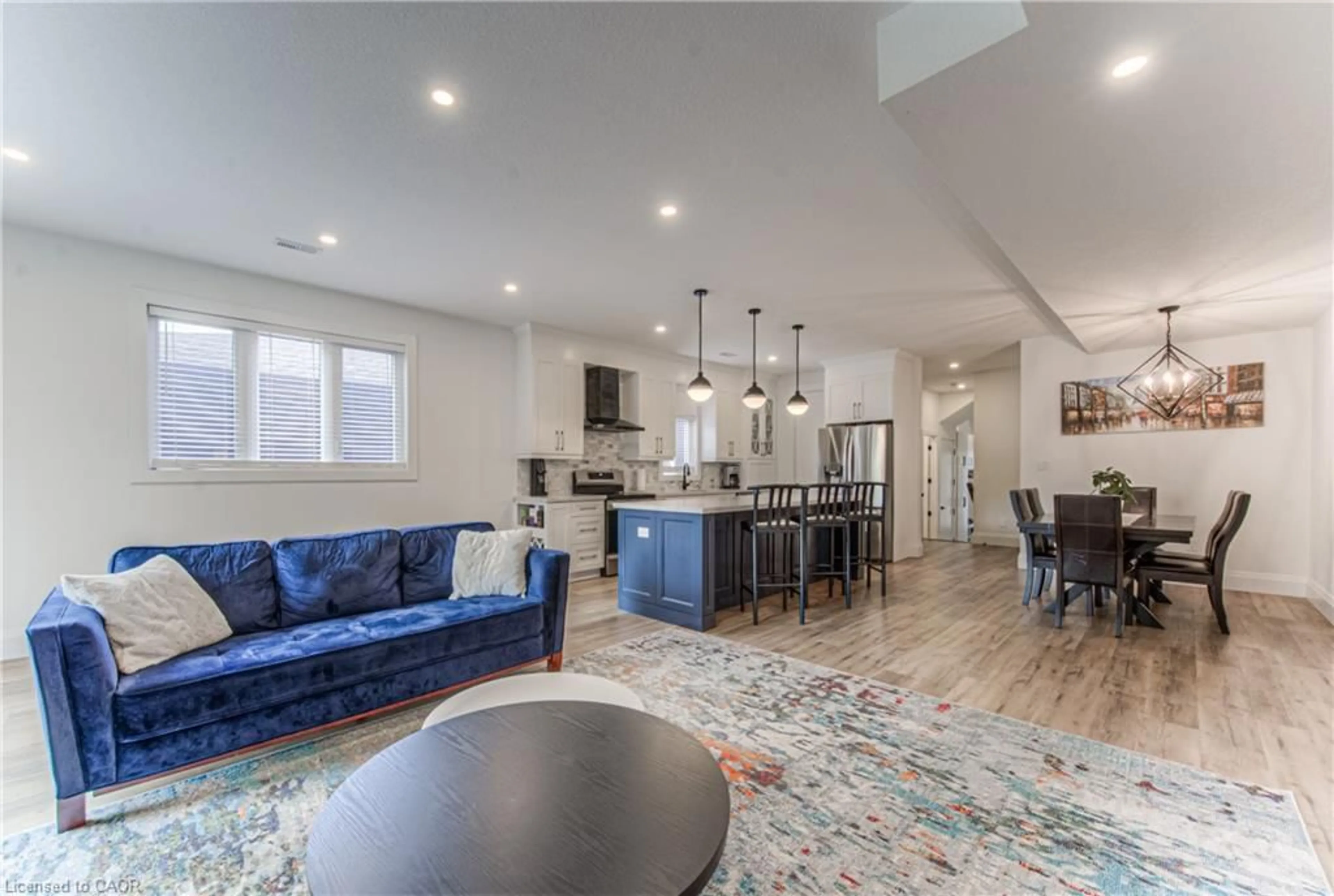 Open concept kitchen, unknown for 81 Fifth Avenue, Kitchener Ontario N2C 1P5