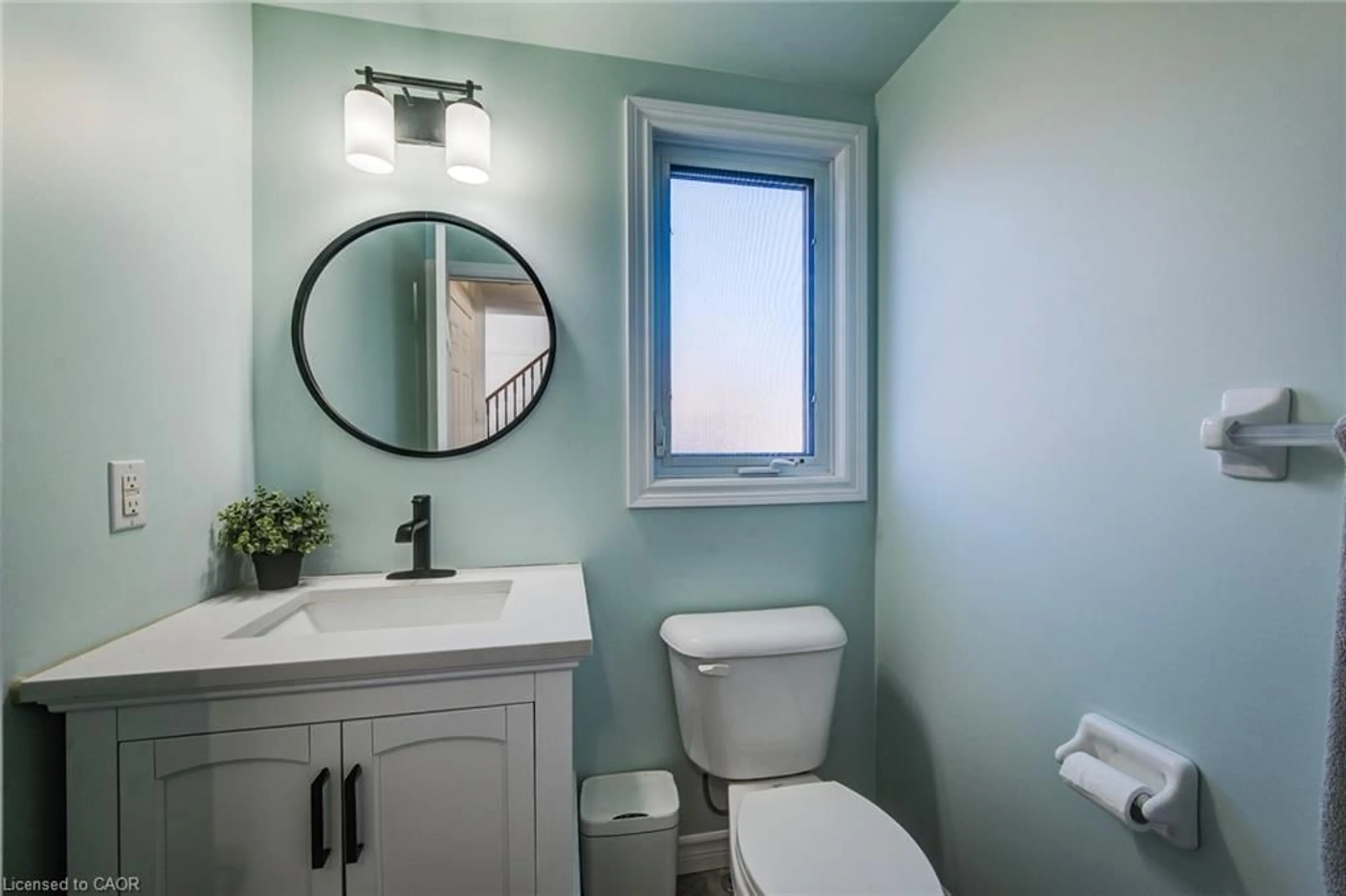 Contemporary bathroom, ceramic/tile floor for 354 Fennel St, Plattsville Ontario N0J 1S0