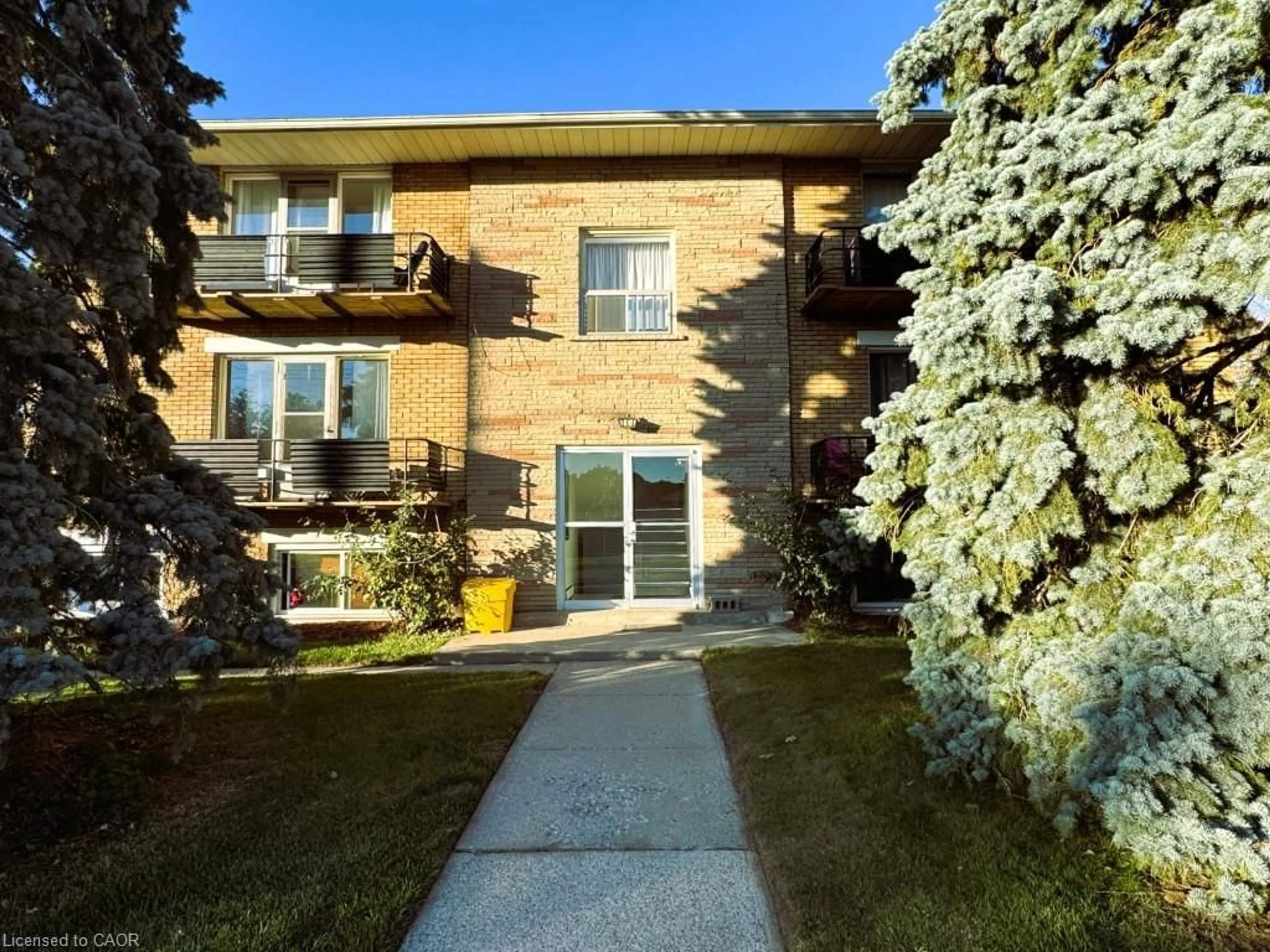 Unknown for 164 Donald St, Kitchener Ontario N2B 3G8
