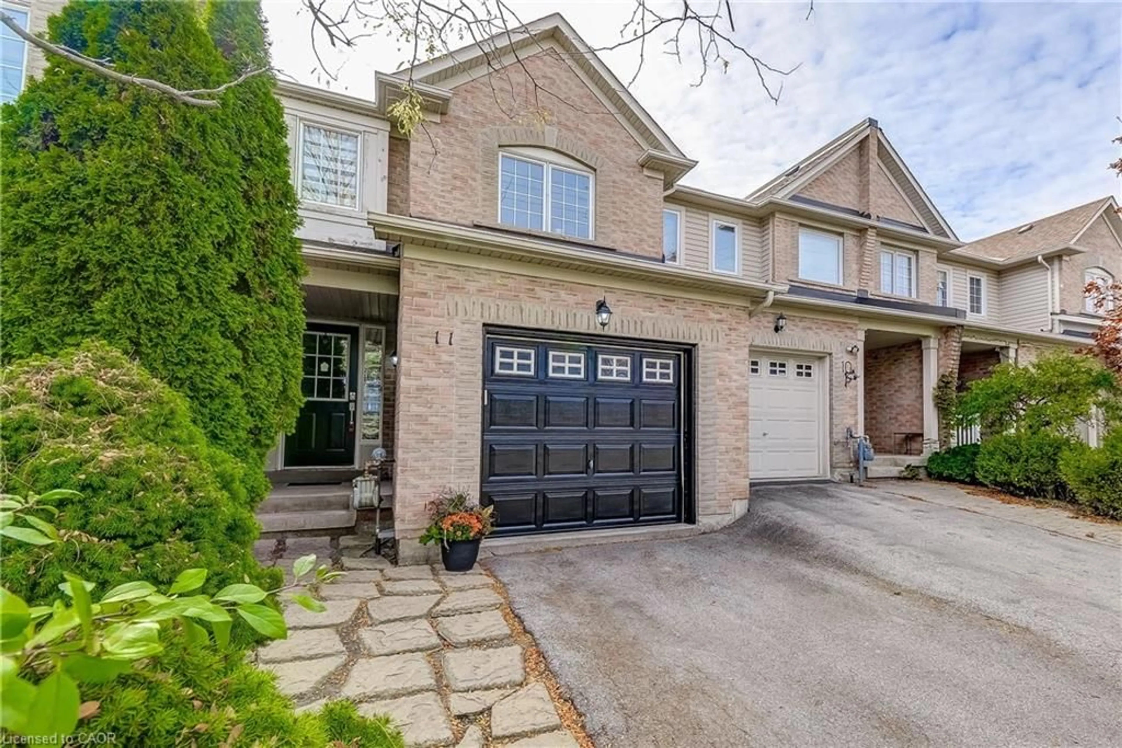 Home with brick exterior material, street for 2511 Boros Rd #11, Burlington Ontario L7M 5B2