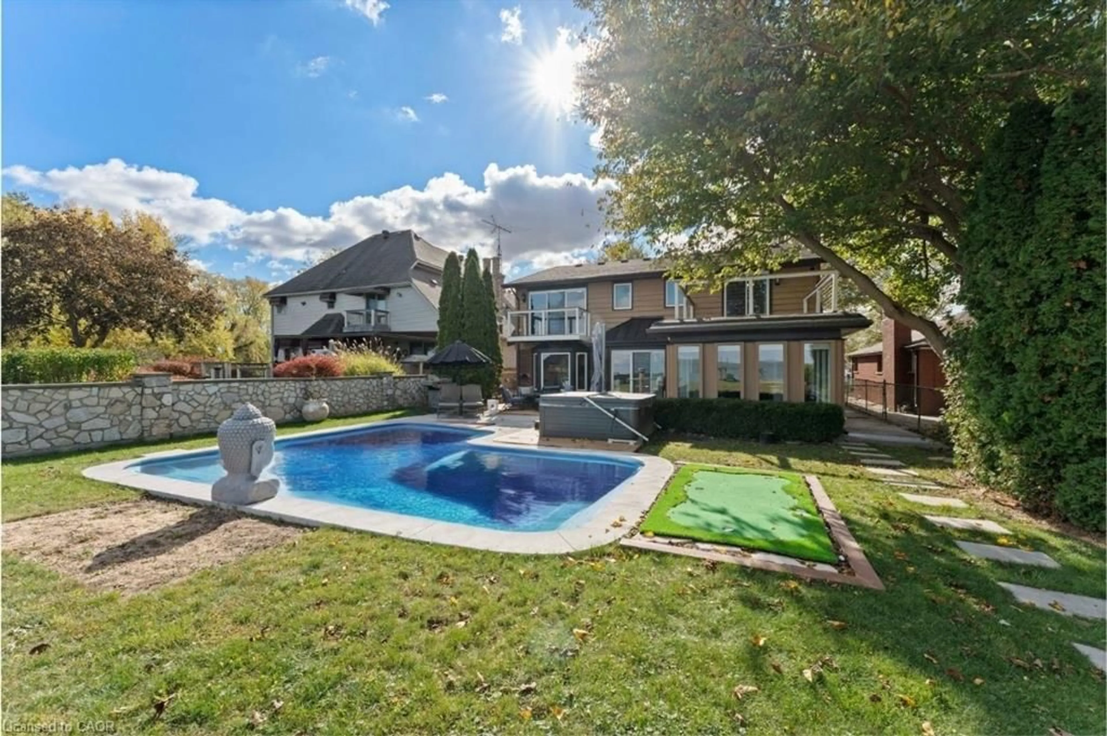 Pool for 139 Lakeview Dr, Belle River Ontario N0R 1A0