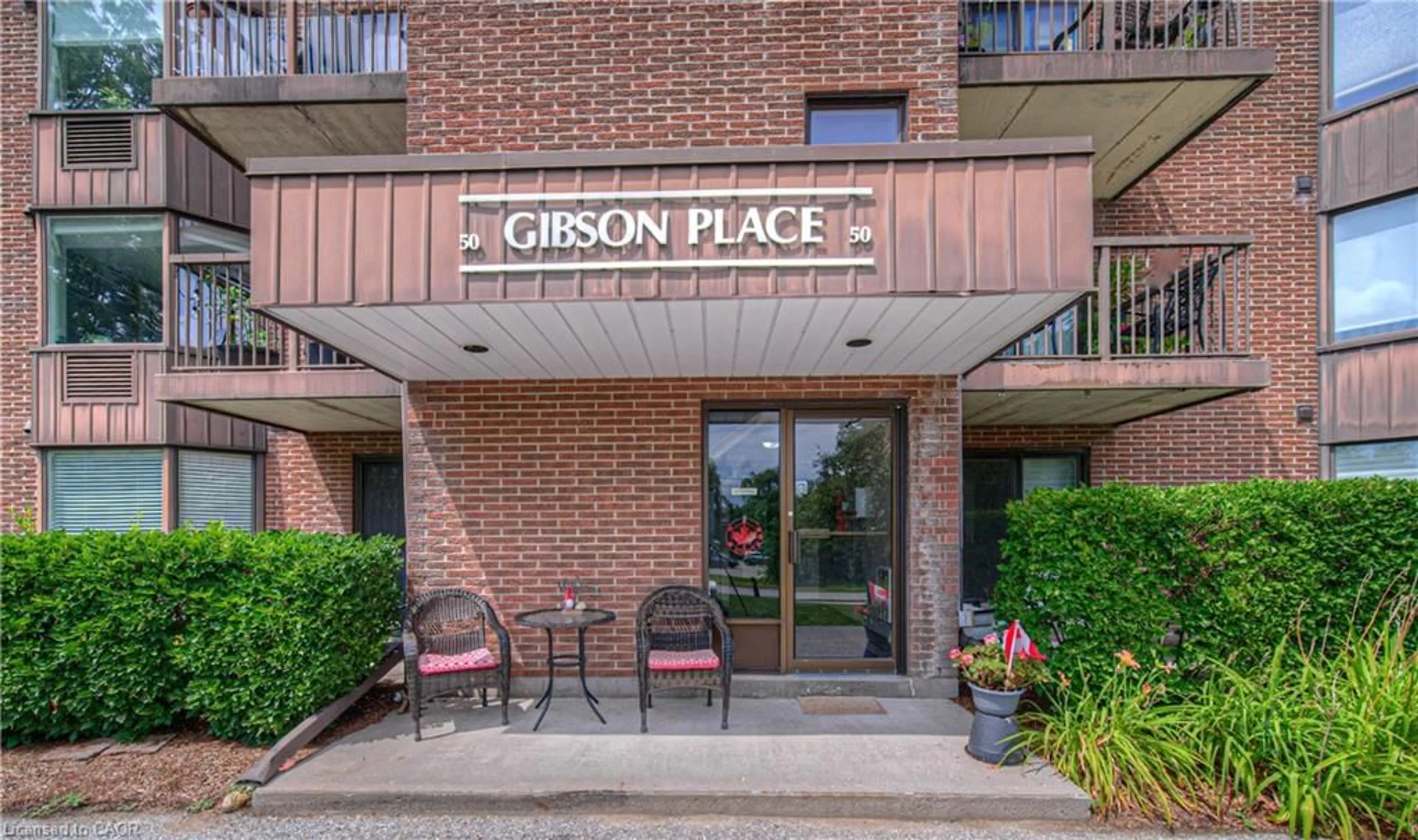 Indoor foyer for 50 Gibson St #301, Ayr Ontario N0B 1E0