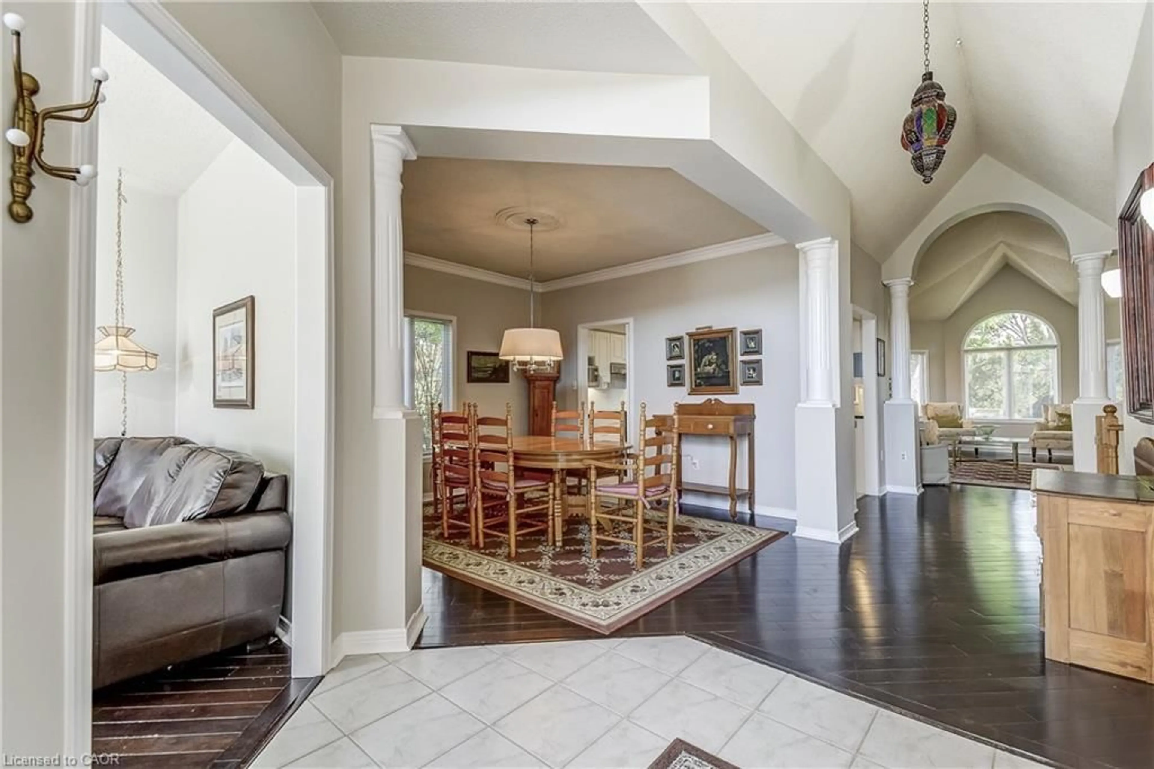 Unknown for 2115 Turnberry Rd, Burlington Ontario L7M 4J4