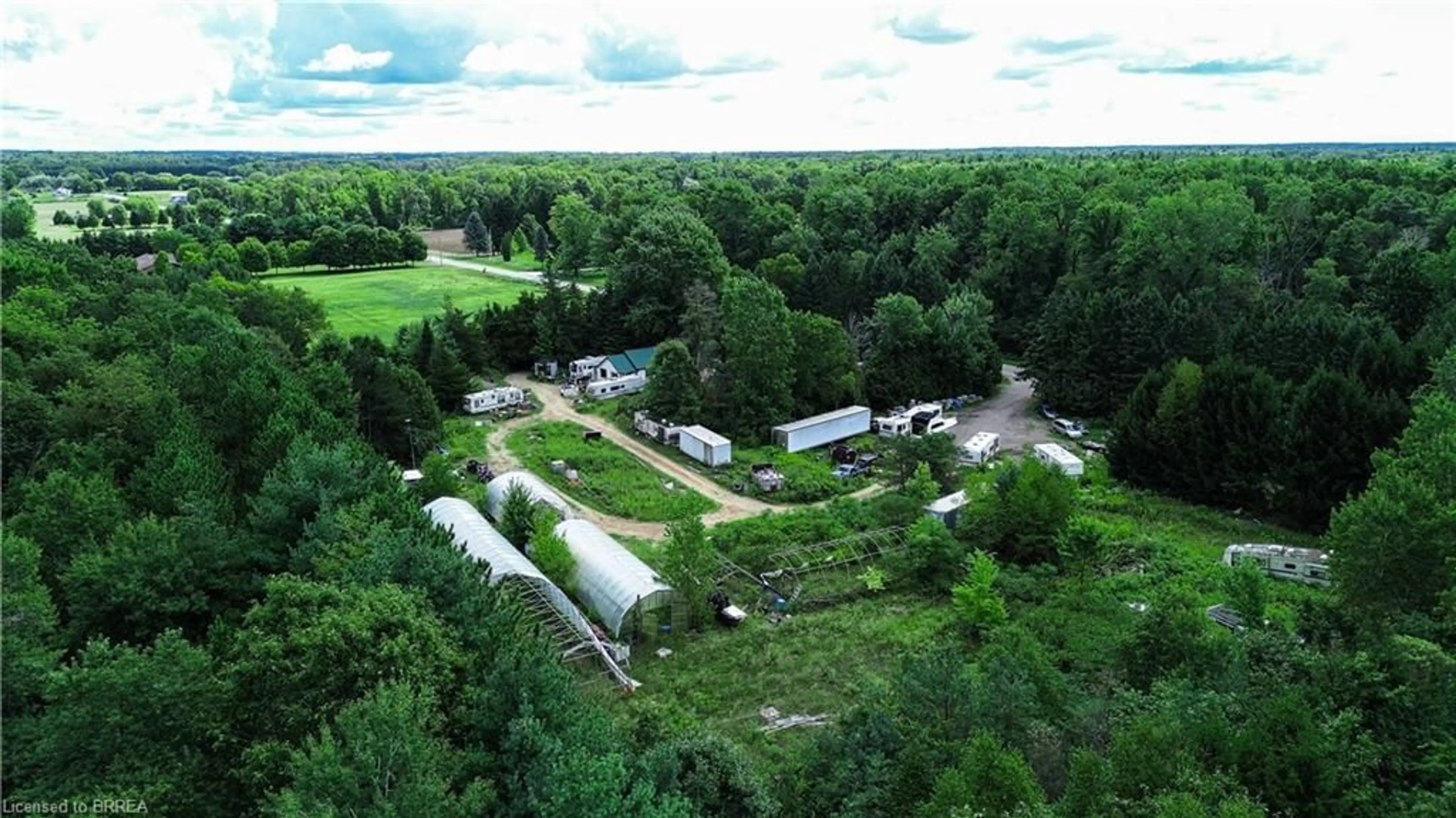 A pic from outside/outdoor area/front of a property/back of a property/a pic from drone, unknown for 1069 Windham 13 Rd, Nixon Ontario N3Y 4K3