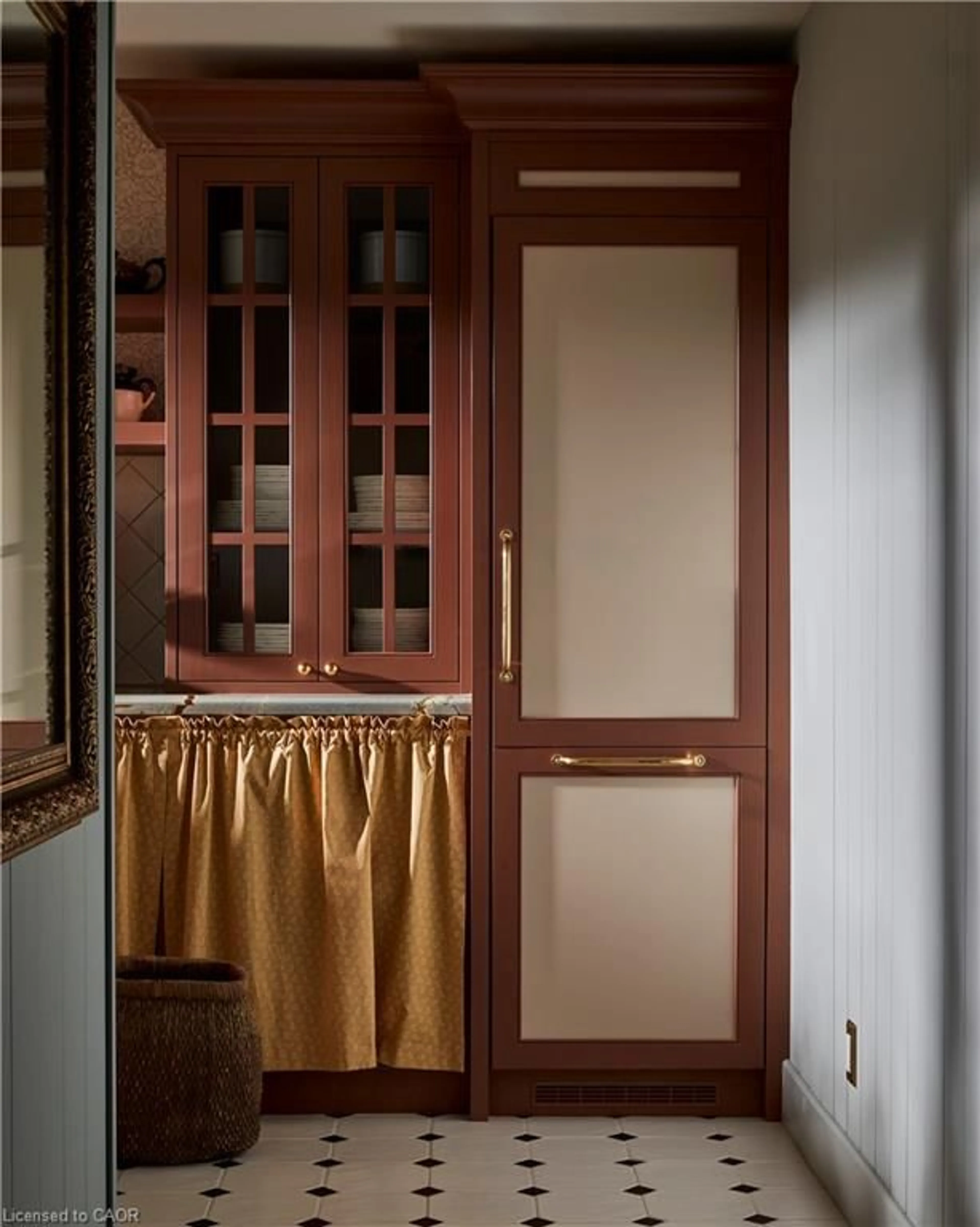 Indoor entryway for 235474 Grey Road 13, Kimberley Ontario N0C 1G0