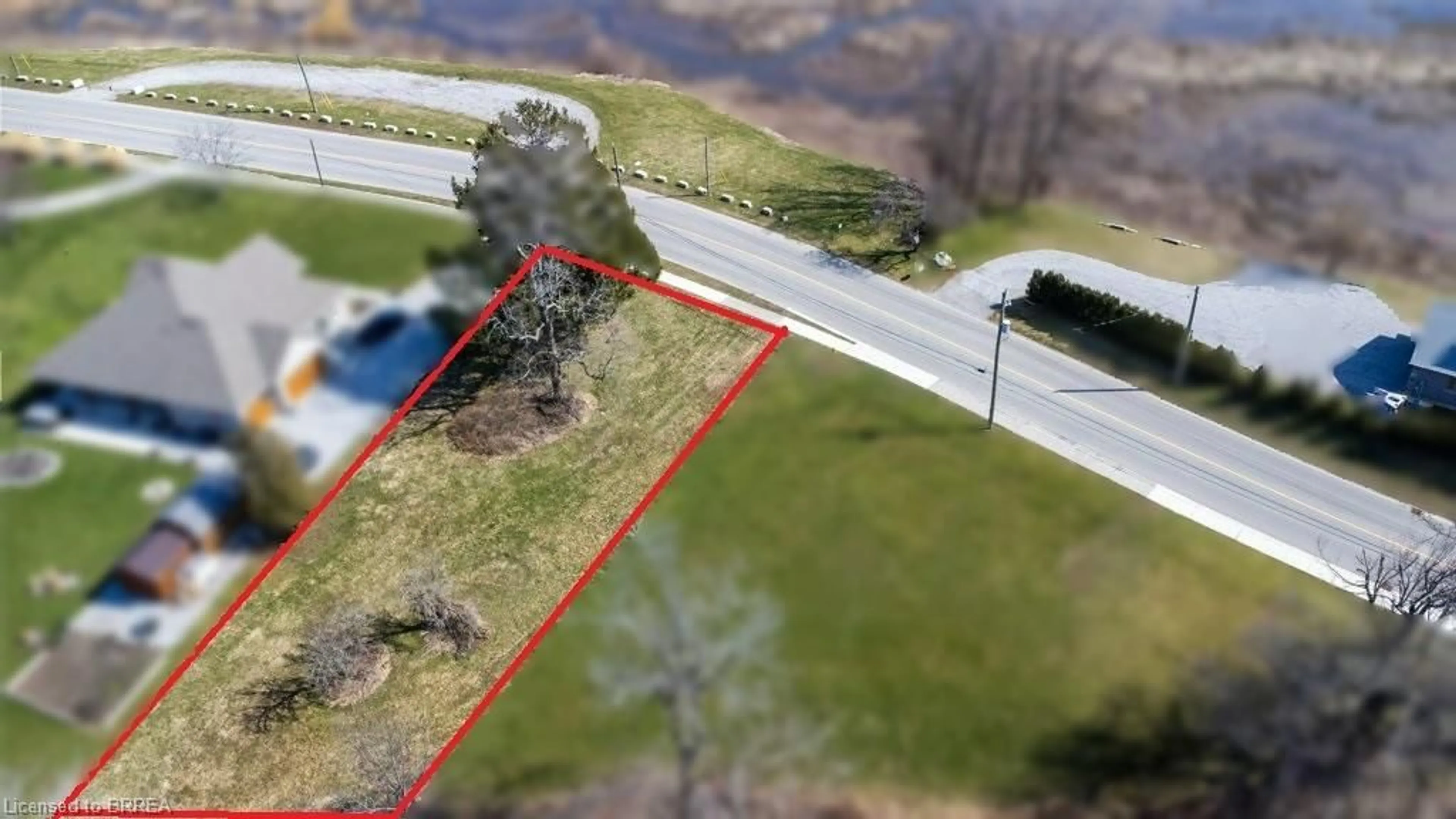 A pic from outside/outdoor area/front of a property/back of a property/a pic from drone, unknown for 75 Wolven St, Port Rowan Ontario N0E 1M0