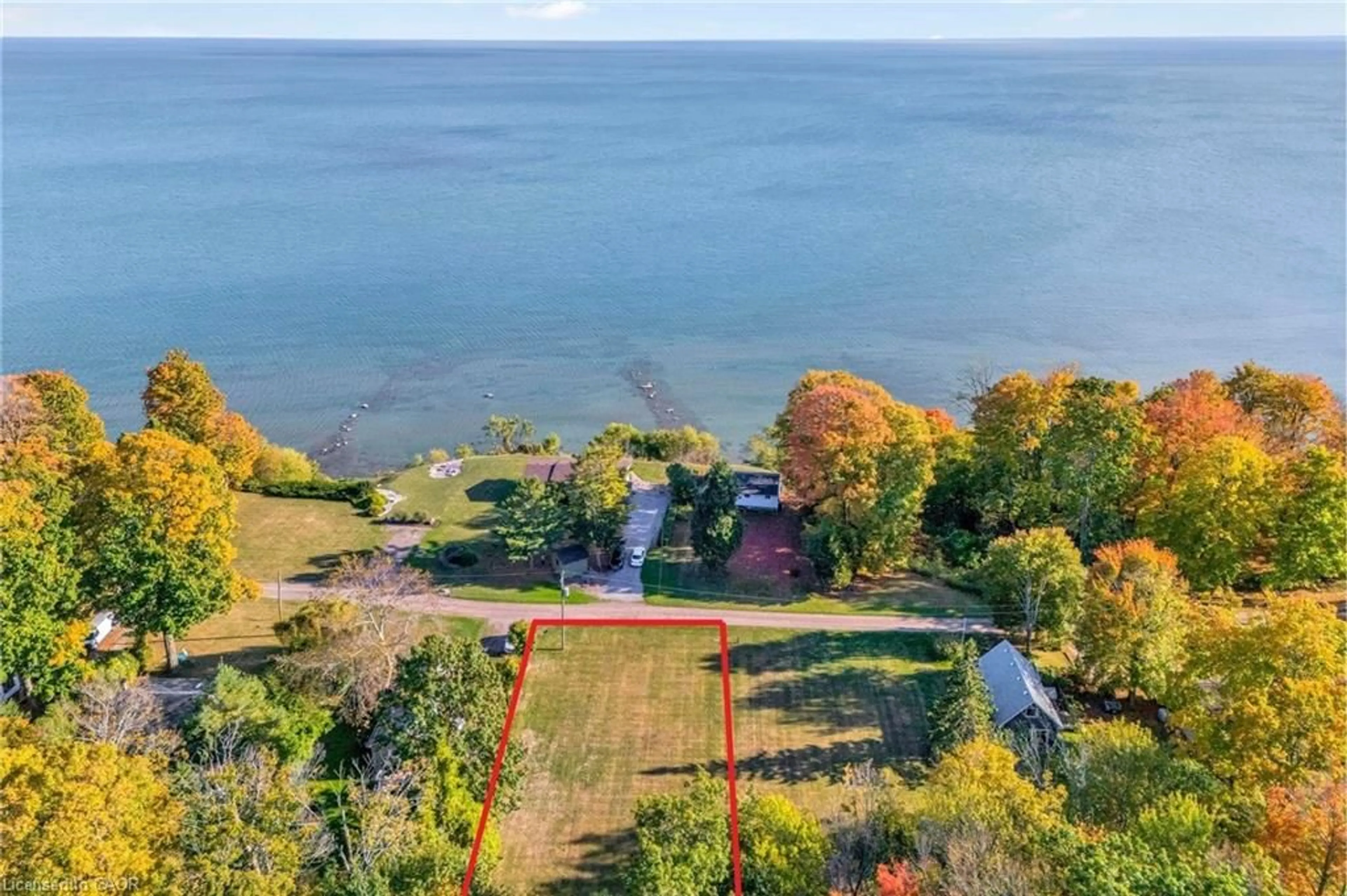 A pic from outside/outdoor area/front of a property/back of a property/a pic from drone, water/lake/river/ocean view for 527 Avalon Lane, Simcoe Ontario N3Y 4K2