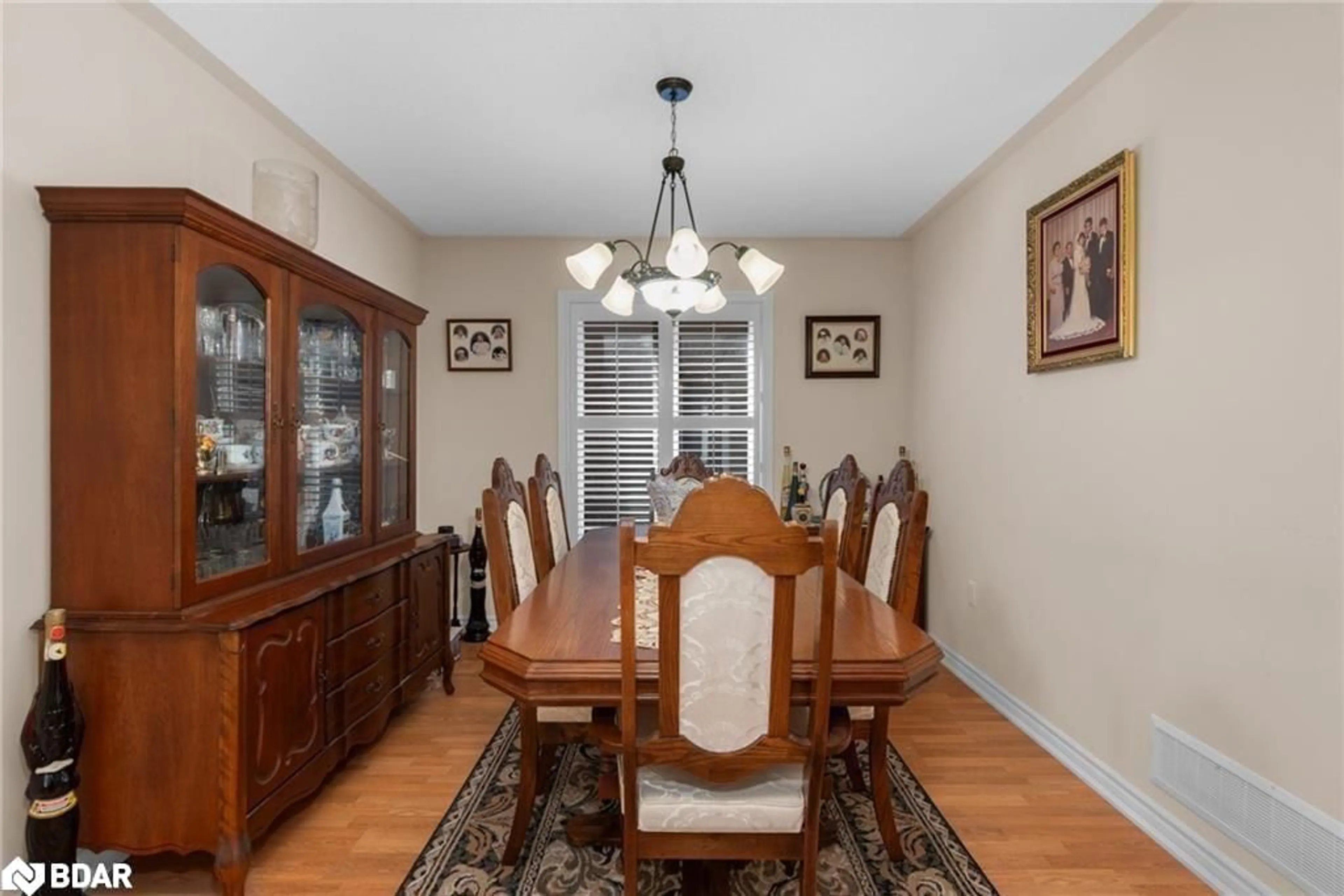 Dining room, wood/laminate floor for 503 Simcoe Rd, Bradford Ontario L3Z 3C4