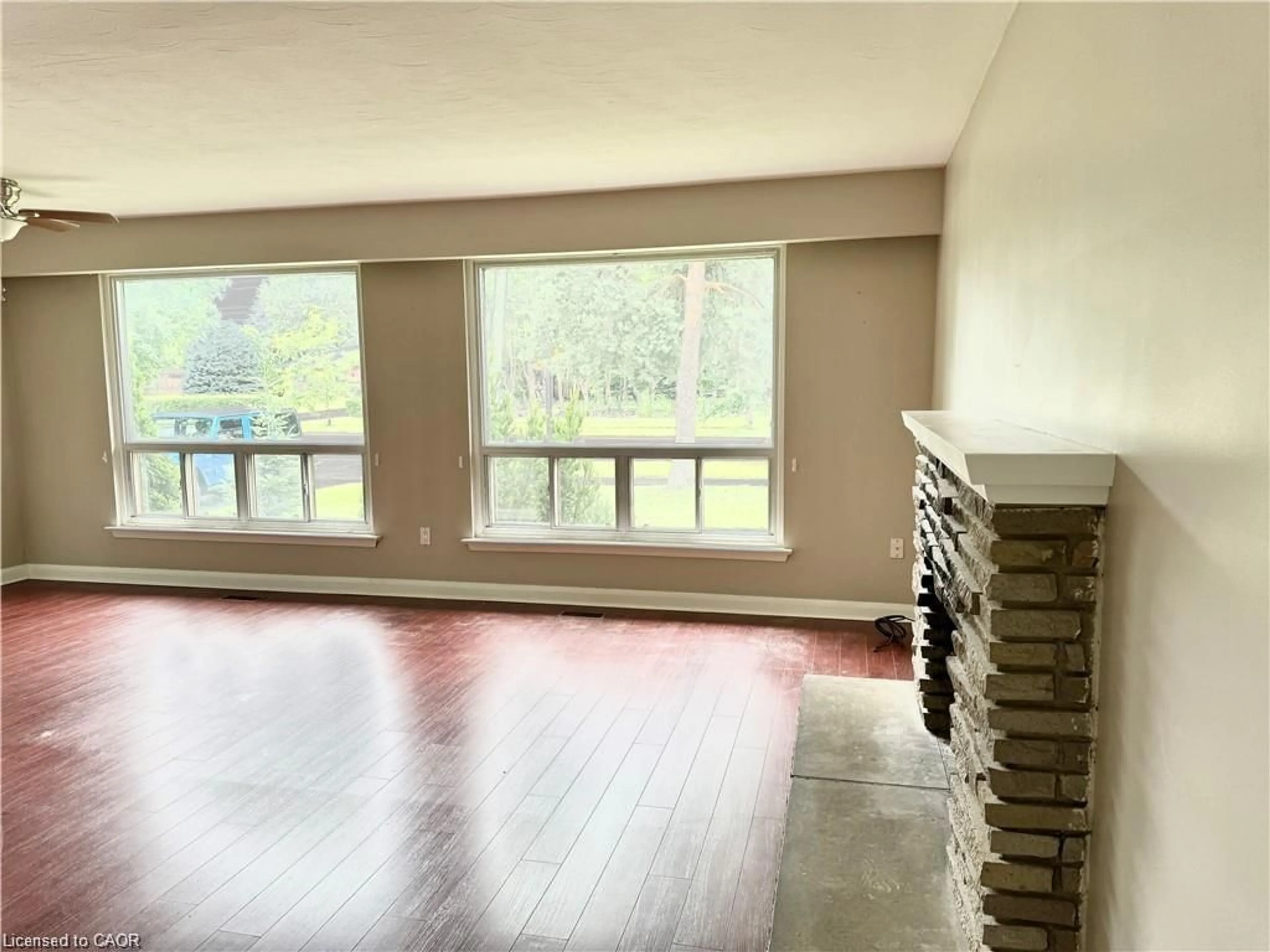 A pic of a room for 2470 Rebecca St, Oakville Ontario L6L 2B2
