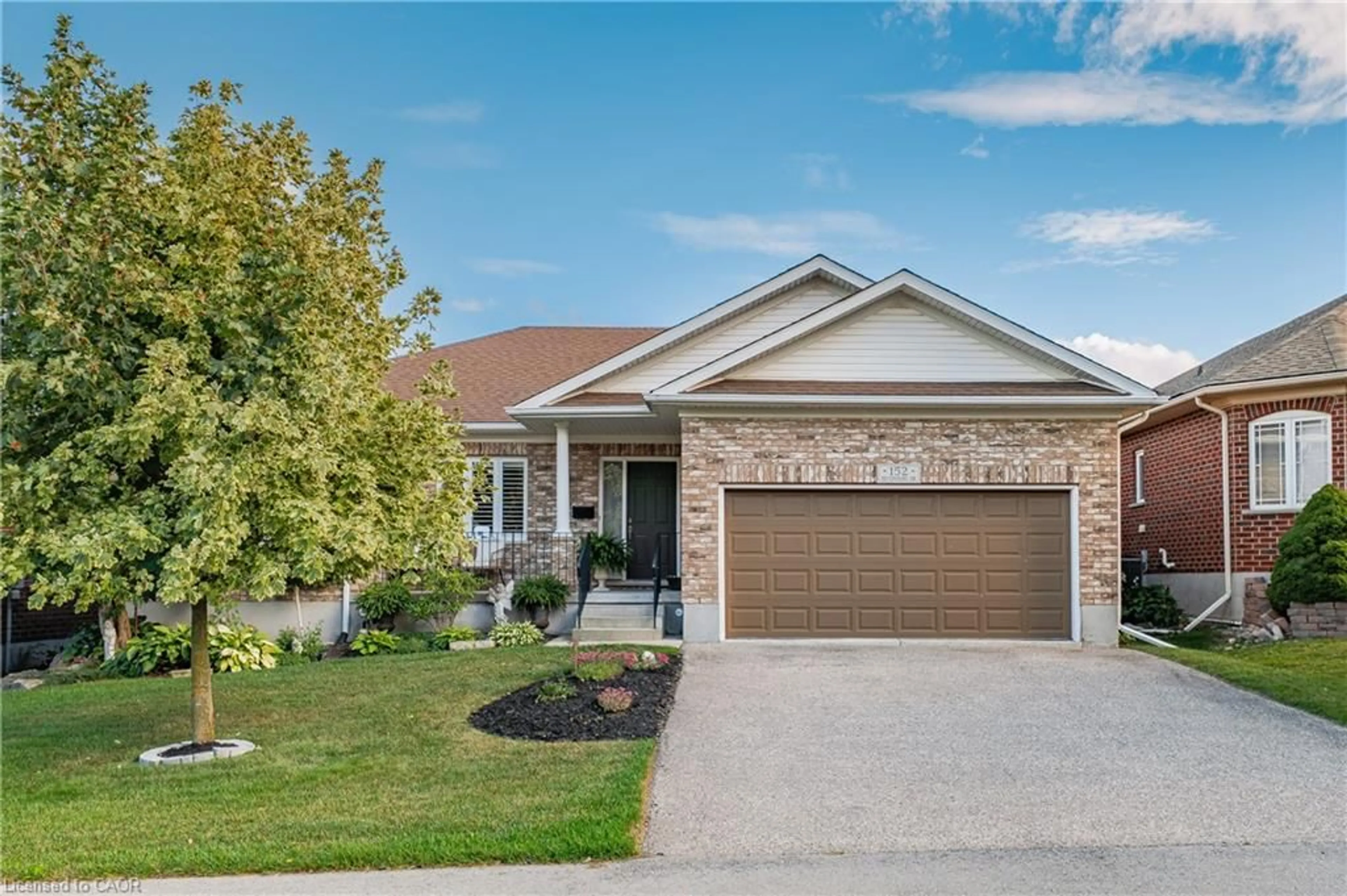 Home with brick exterior material, street for 152 Devonshire Dr #18, New Hamburg Ontario N3A 4J7