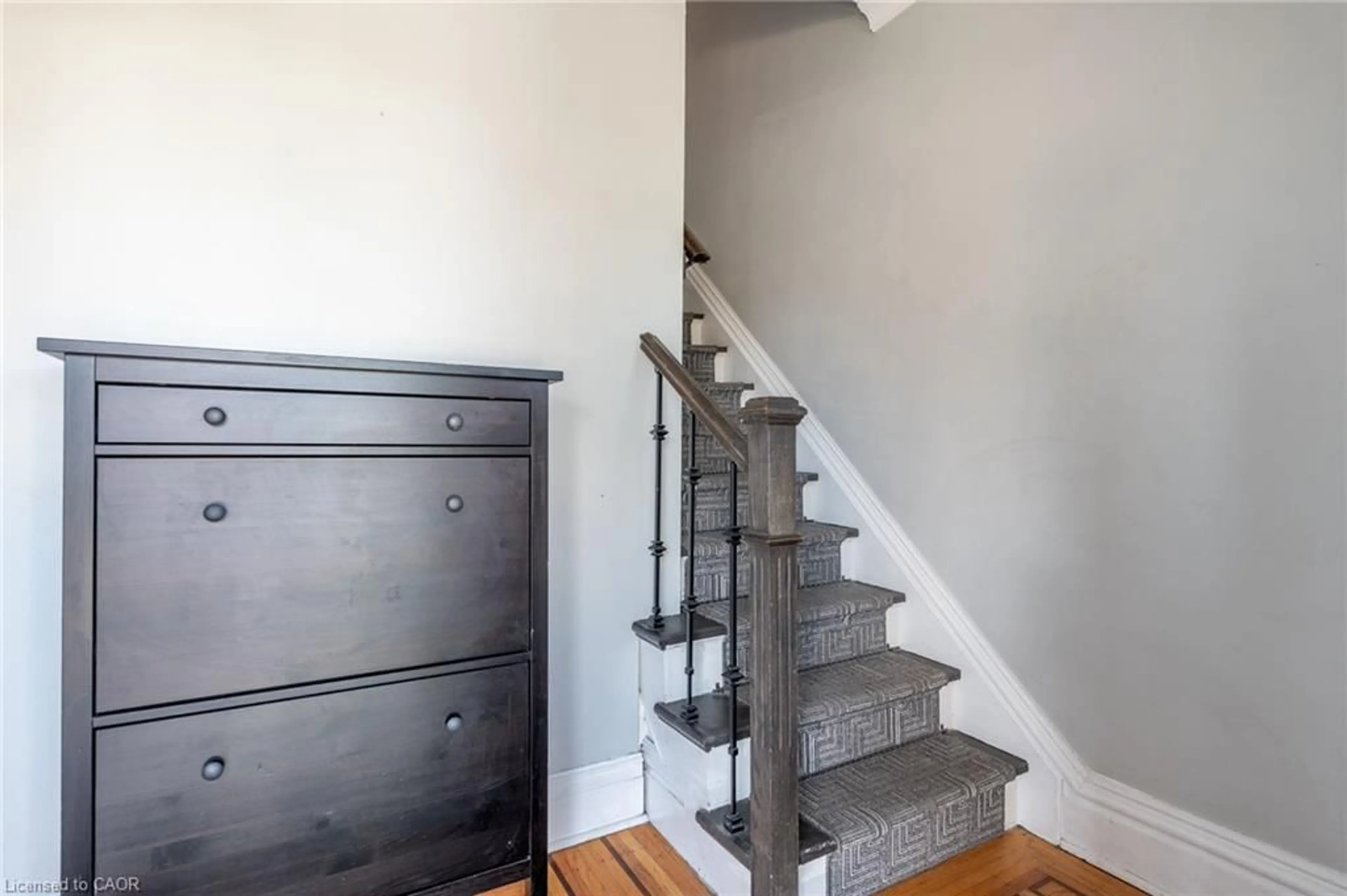 Stairs for 39 Connaught Ave, Hamilton Ontario L8L 6Y6