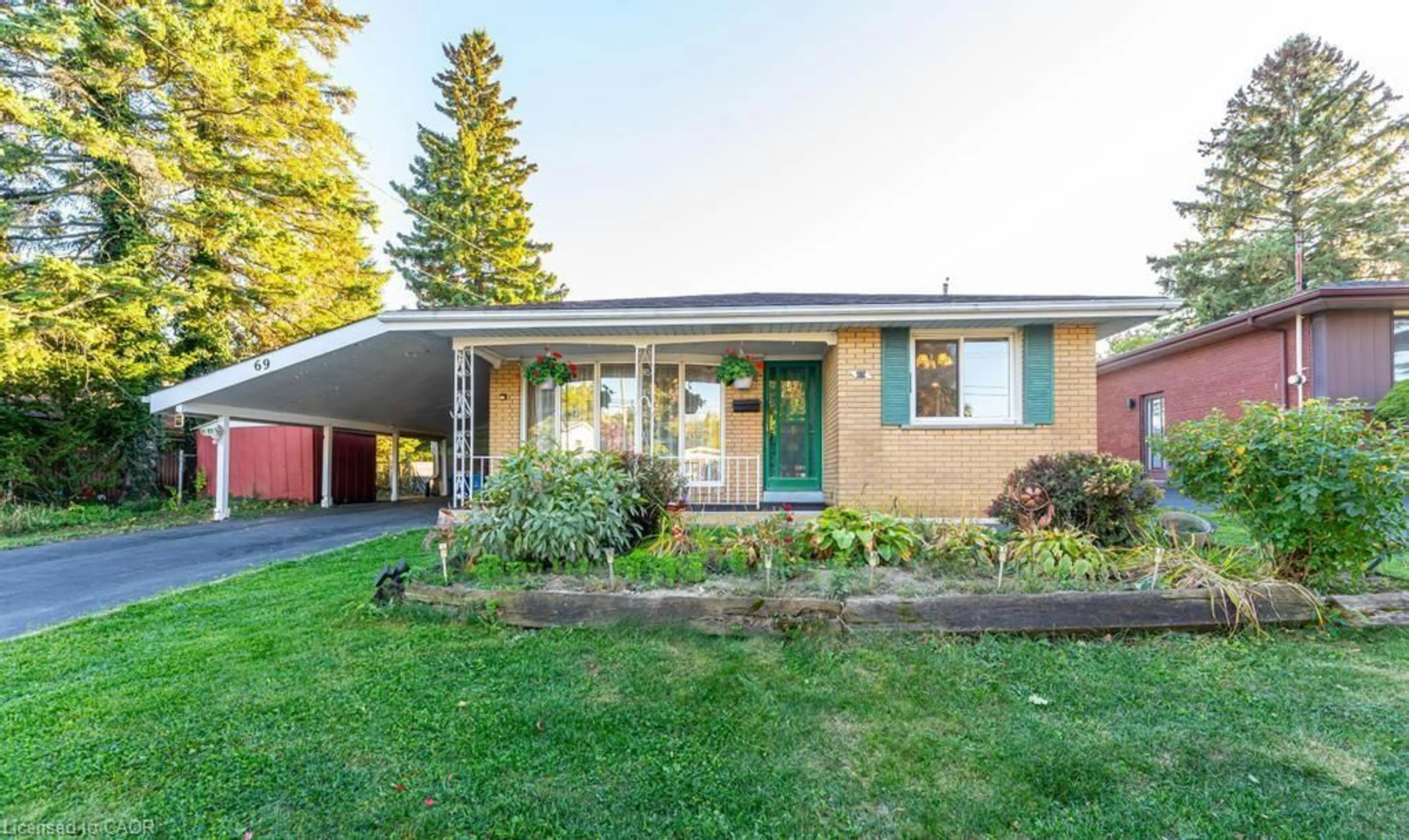 Home with brick exterior material, street for 69 Buckingham Dr, Hamilton Ontario L9C 2G8
