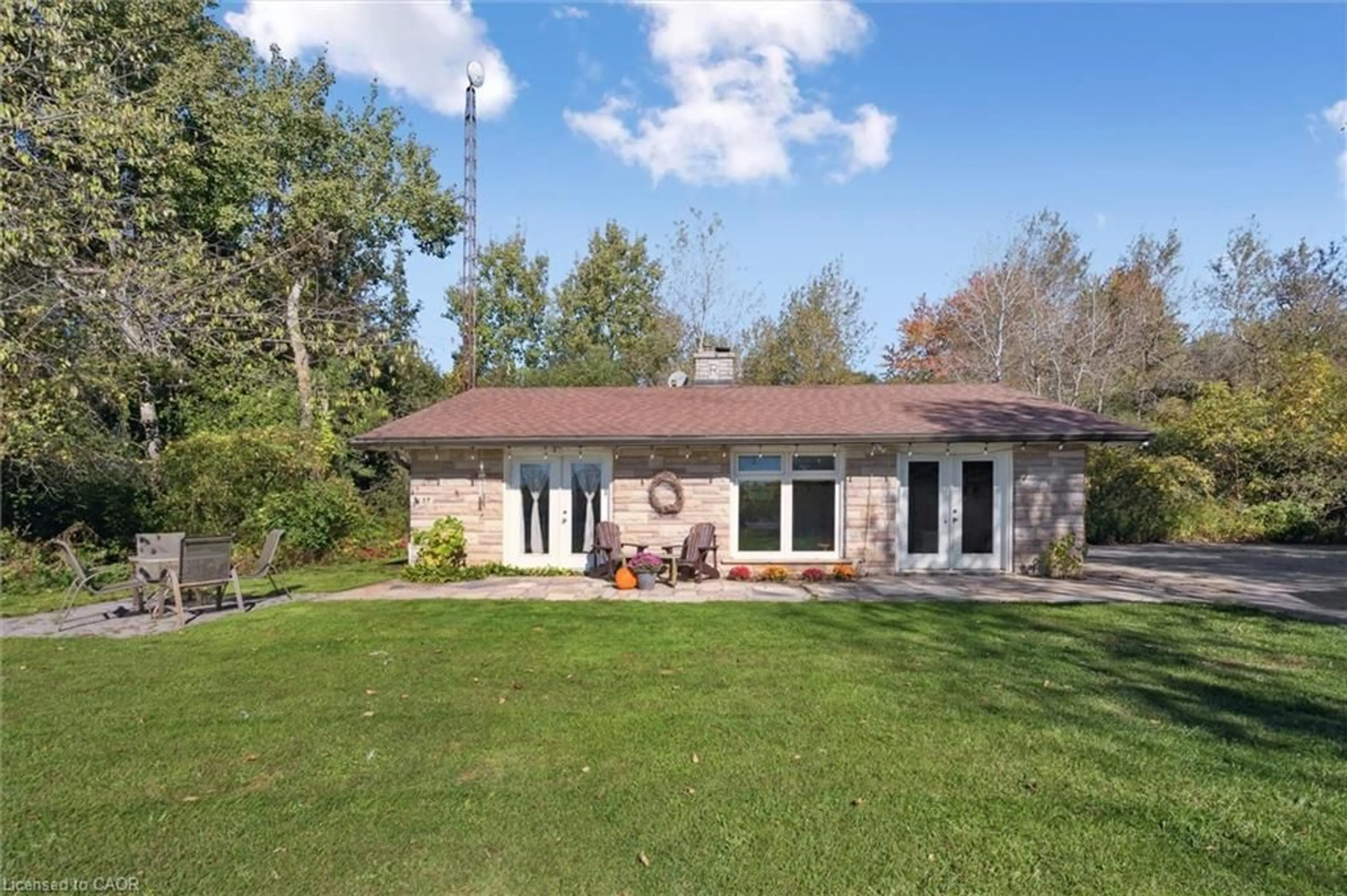 Unknown for 568 Black St, Fergus Ontario N1M 0A3