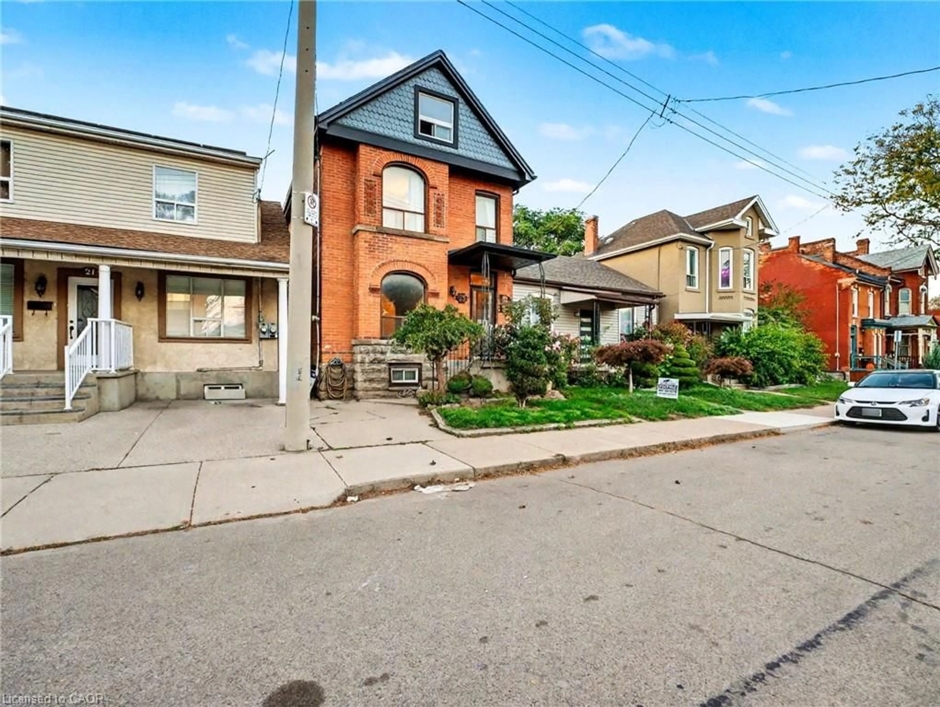 Unknown for 23 Oak Ave, Hamilton Ontario L8L 5M7