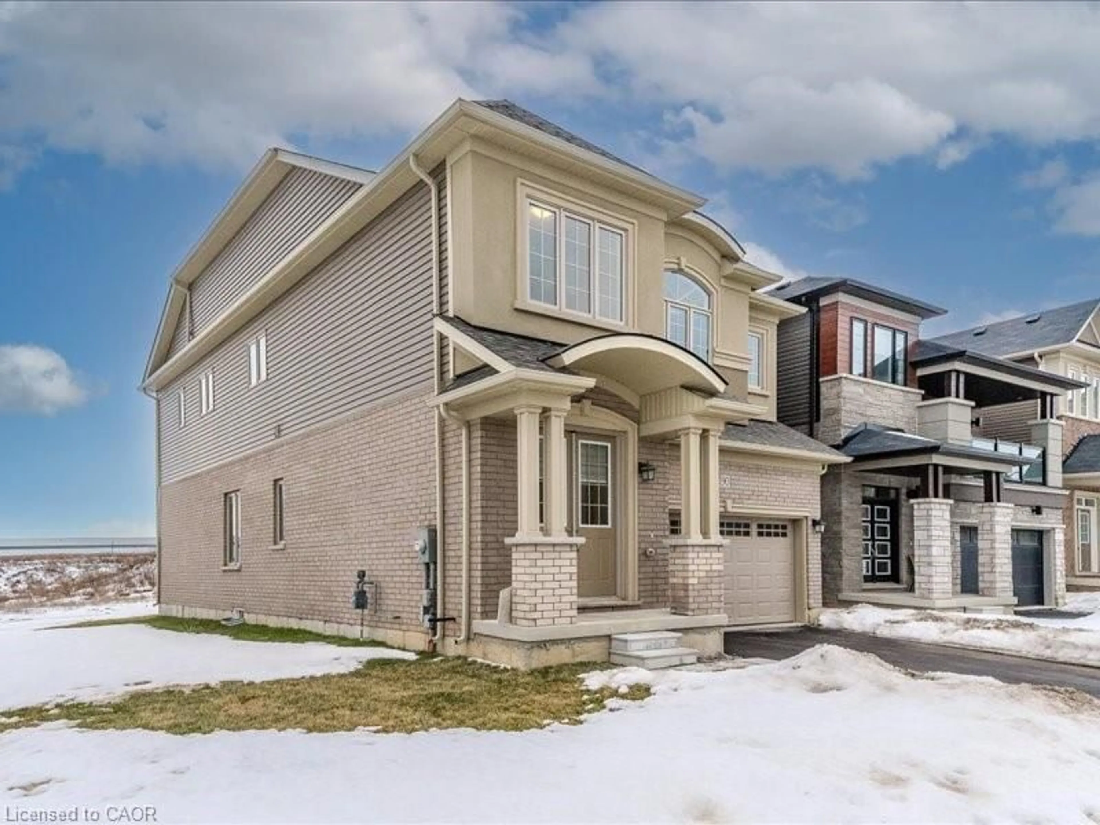 Home with brick exterior material, street for 90 Hitchman St, Paris Ontario N3L 0M1