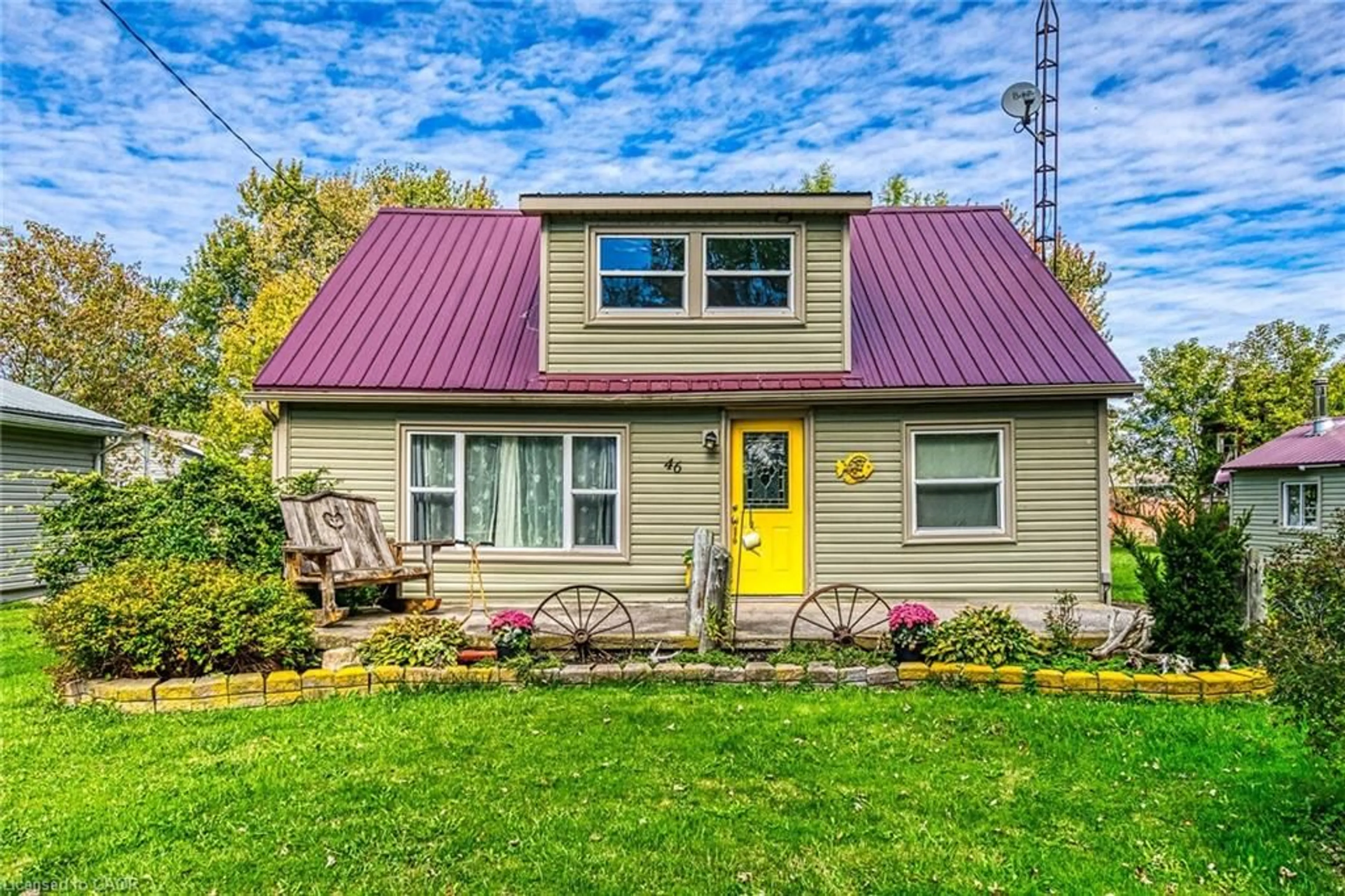 Home with vinyl exterior material, street for 46 Nature Line, Lowbanks Ontario N0A 1K0