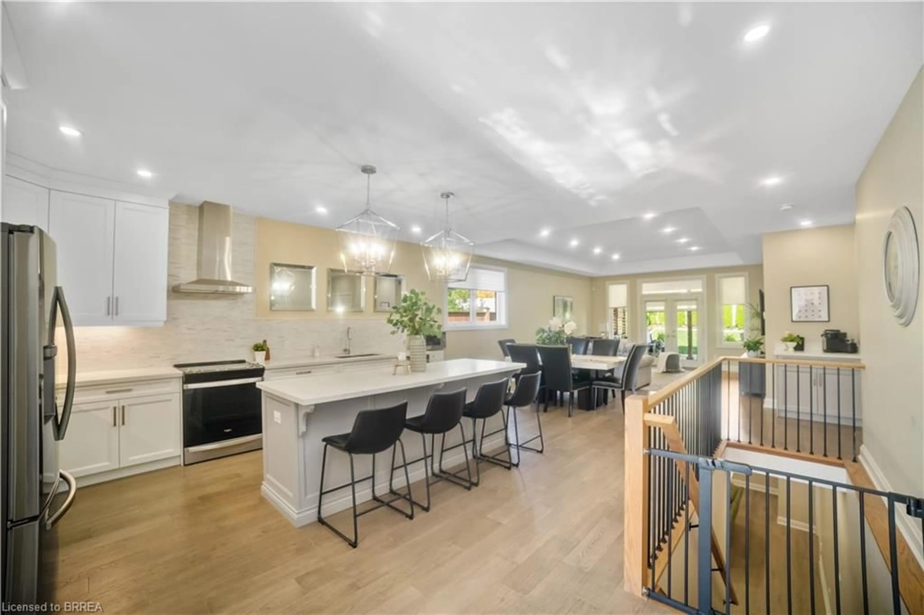 Open concept kitchen, unknown for 6 Beckett Dr #6, Brantford Ontario N3T 6E5
