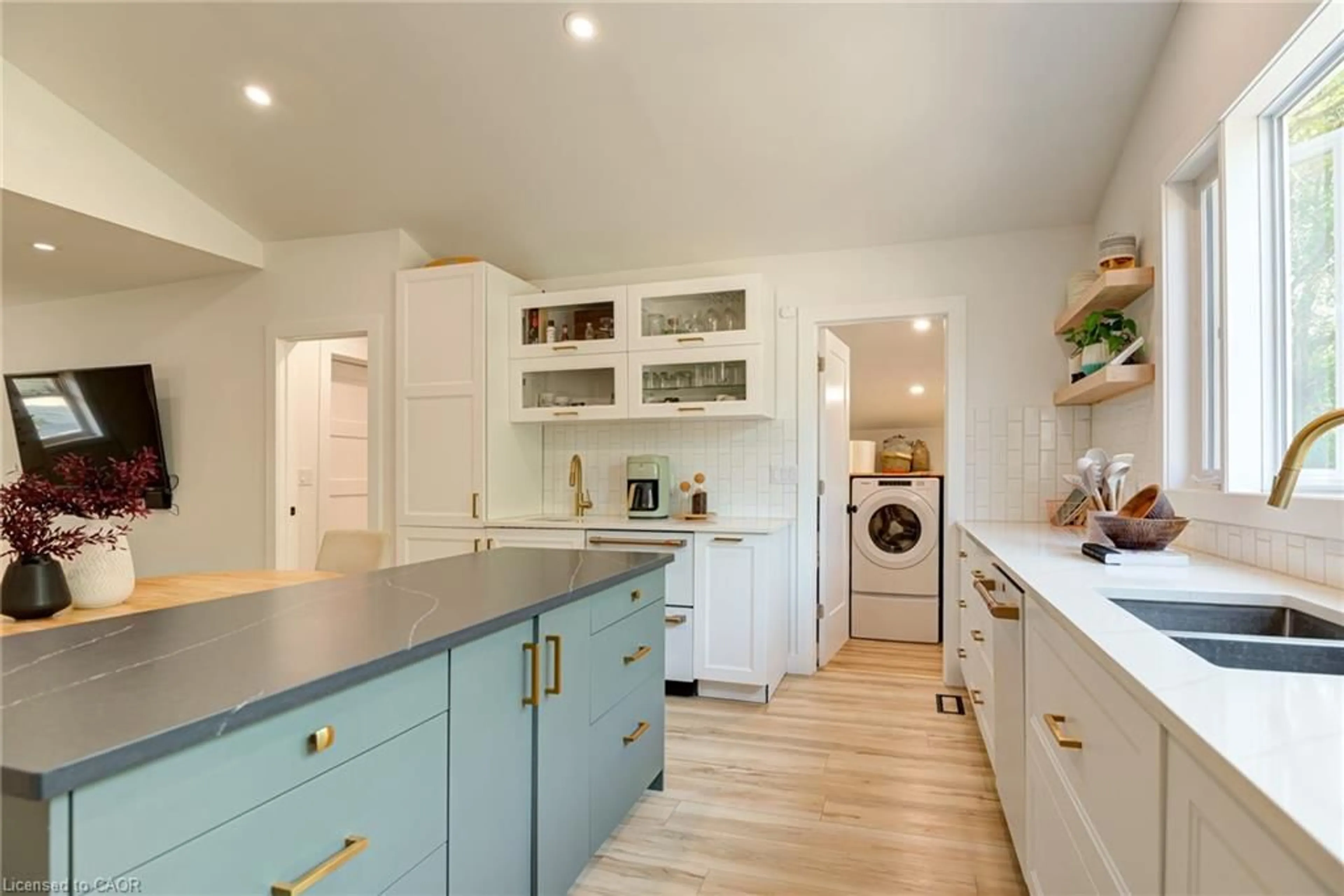 Open concept kitchen, unknown for 22 River St, Bloomingdale Ontario N0B 1K0