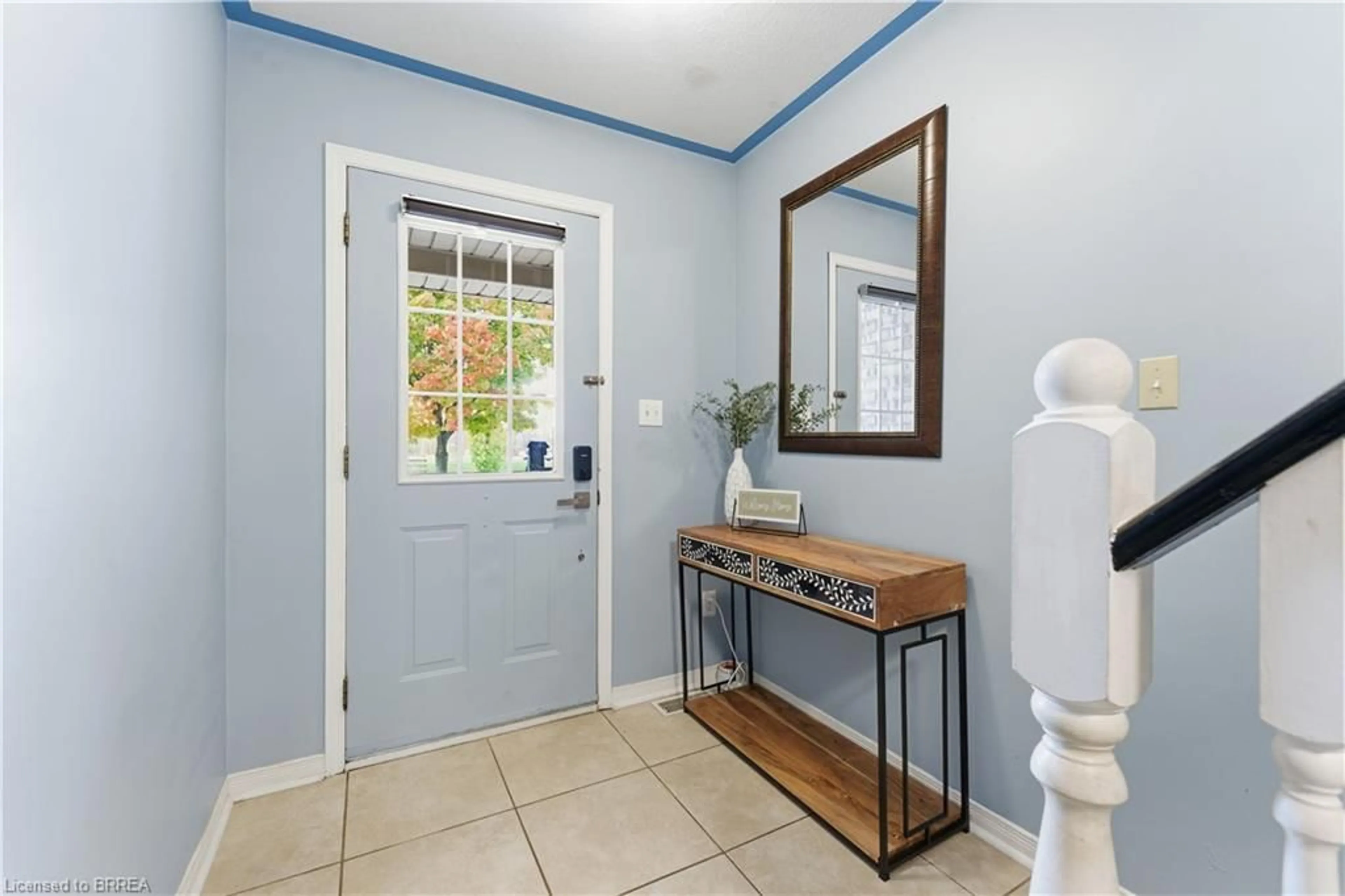 Indoor entryway for 3 Shellard Lane #A, Brantford Ontario N3T 5K8