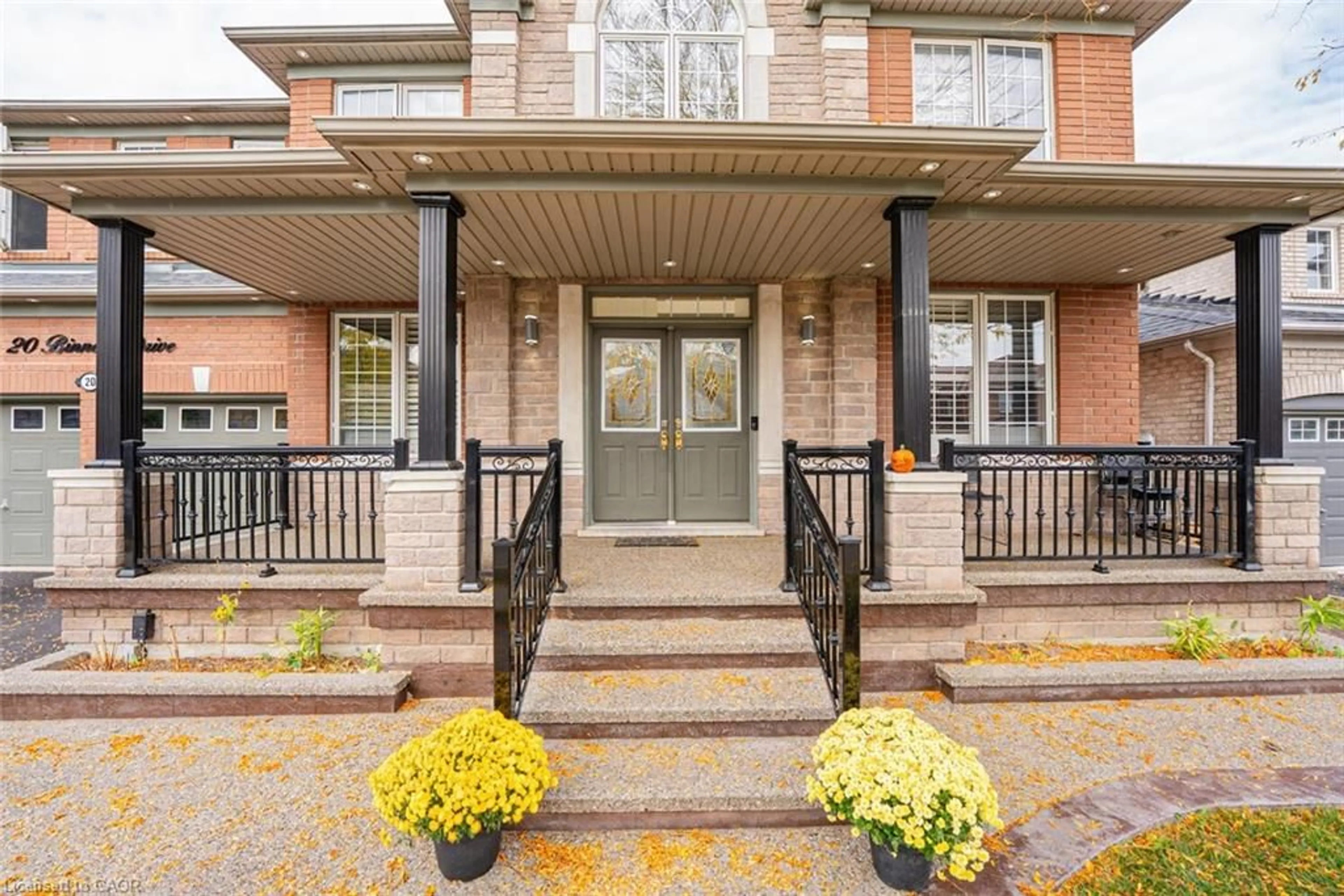 Unknown for 20 Binnery Dr, Brampton Ontario L6P 1A7