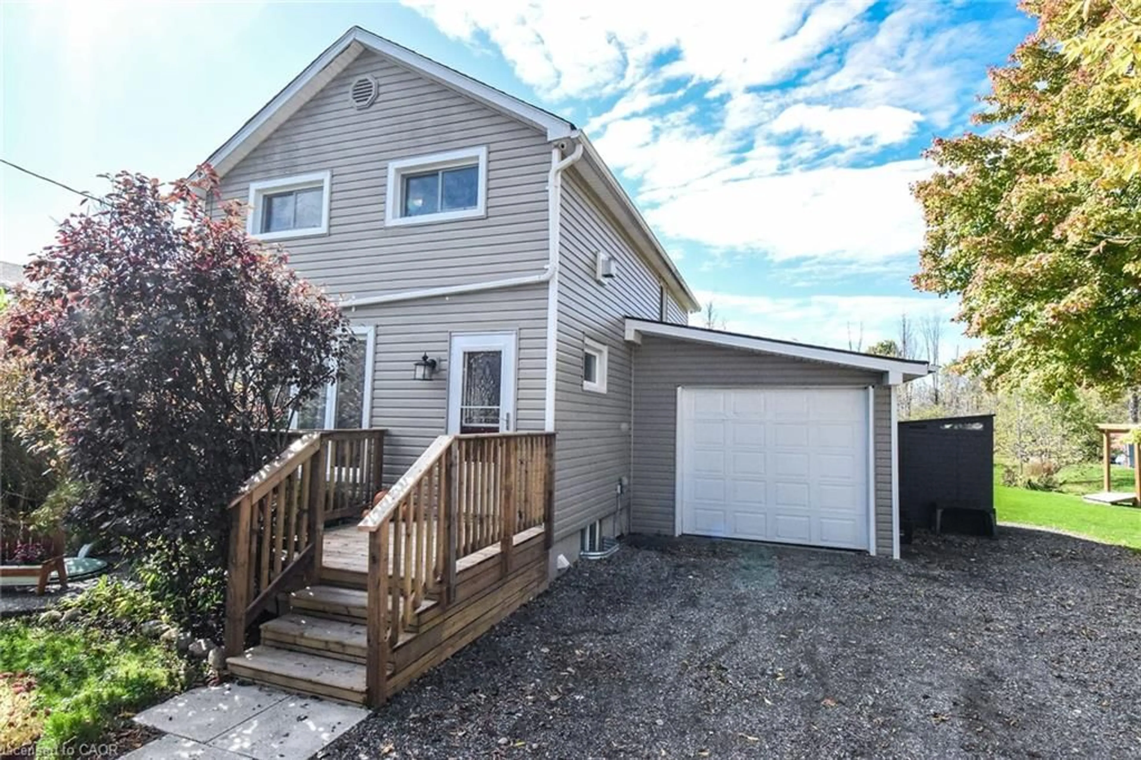 Home with vinyl exterior material, street for 1570 Northshore Dr, Dunnville Ontario N0A 1K0