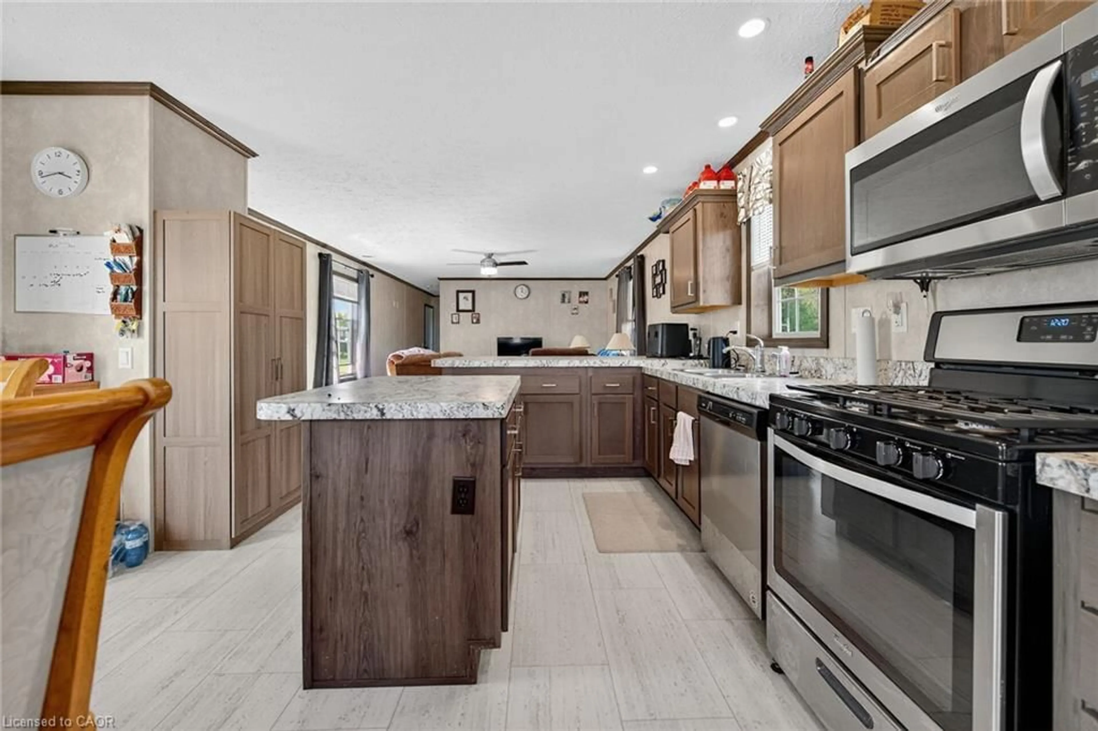 Contemporary kitchen, ceramic/tile floor for 162 Young Rd, Dunnville Ontario N1A 2W7