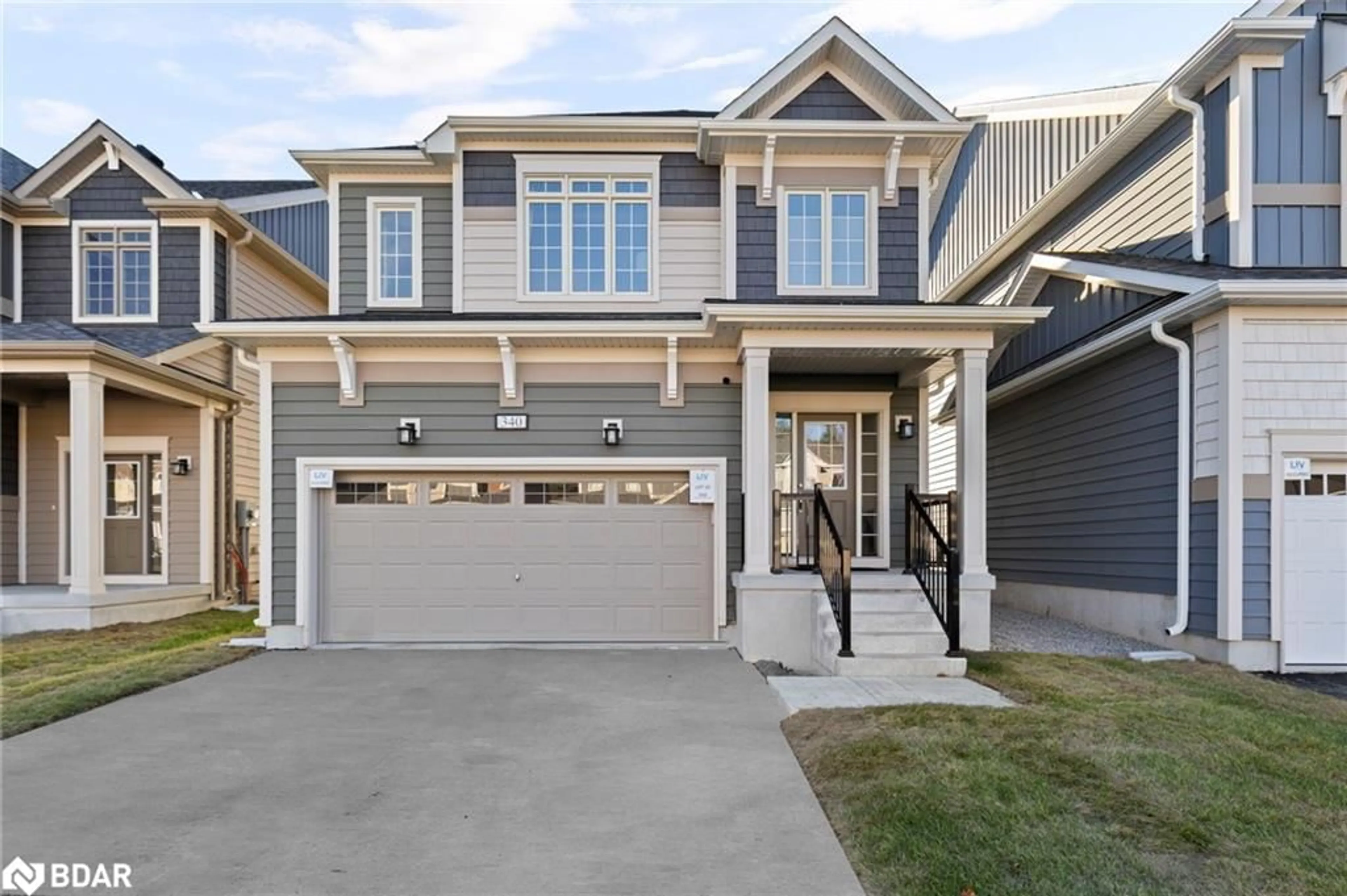 Home with brick exterior material, street for 340 Mceachern Lane, Gravenhurst Ontario P1P 0H8