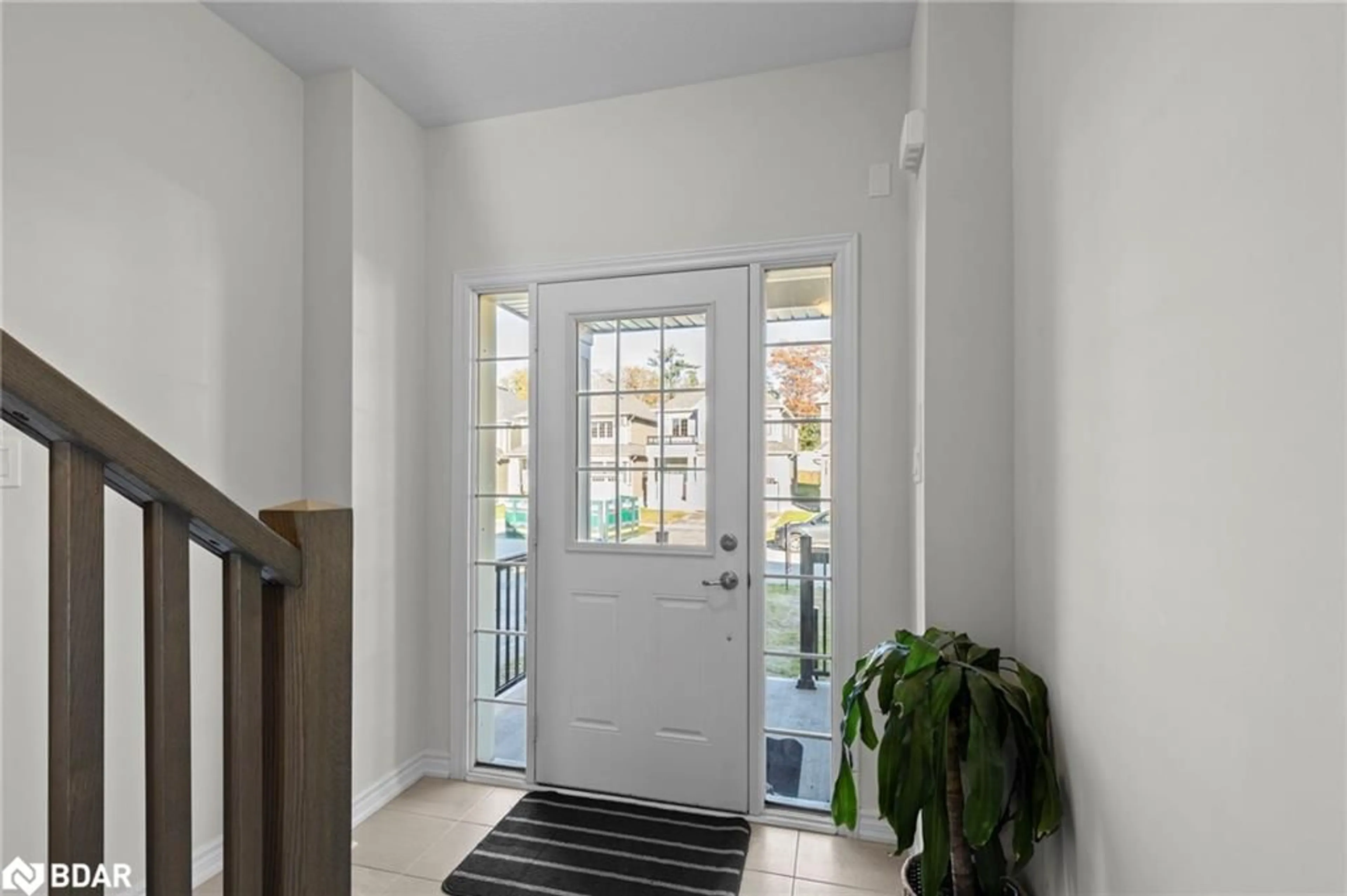 Indoor entryway for 340 Mceachern Lane, Gravenhurst Ontario P1P 0H8