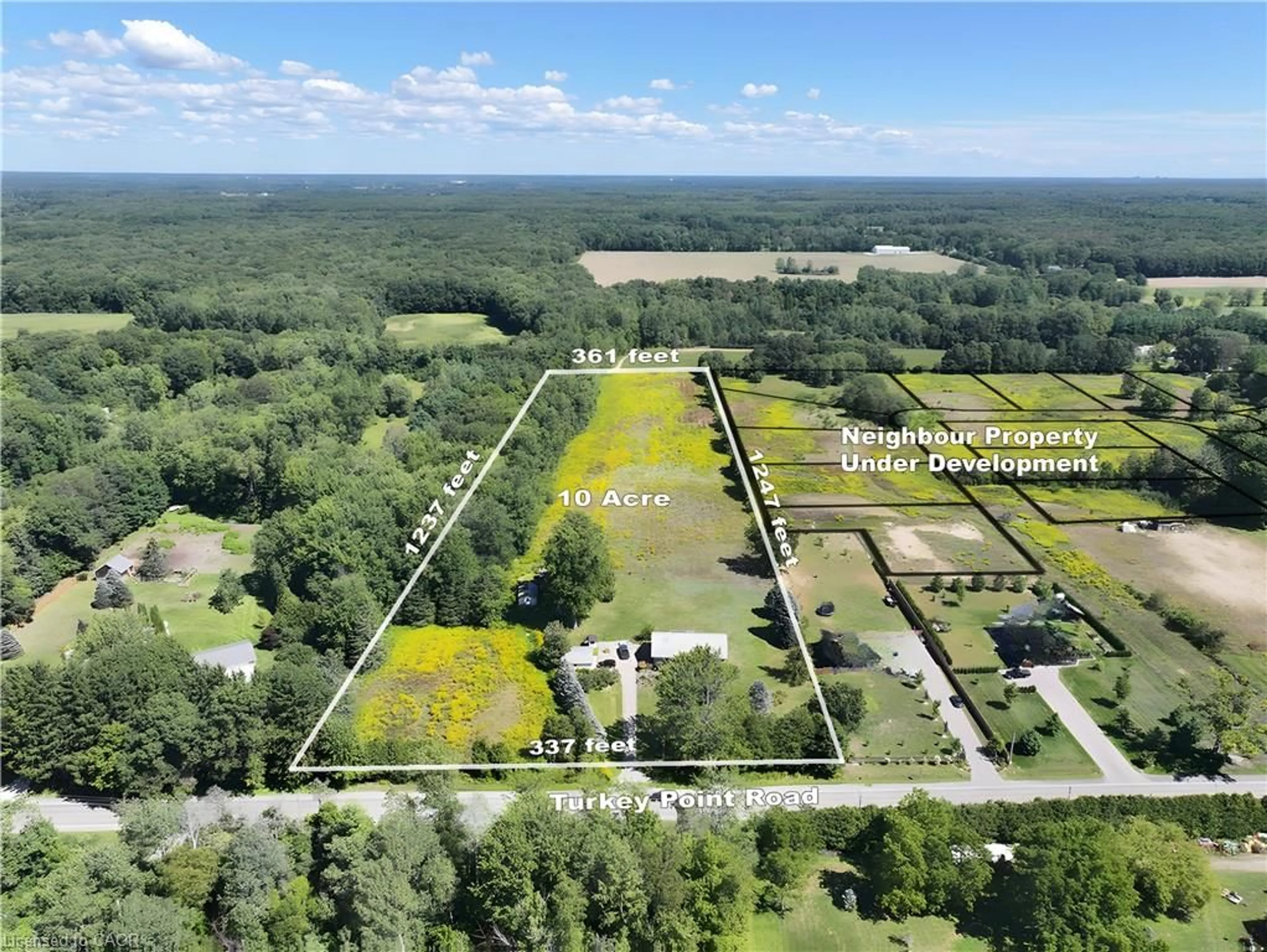 A pic from outside/outdoor area/front of a property/back of a property/a pic from drone, unknown for 1938 Turkey Point Rd, Simcoe Ontario N3Y 4J9