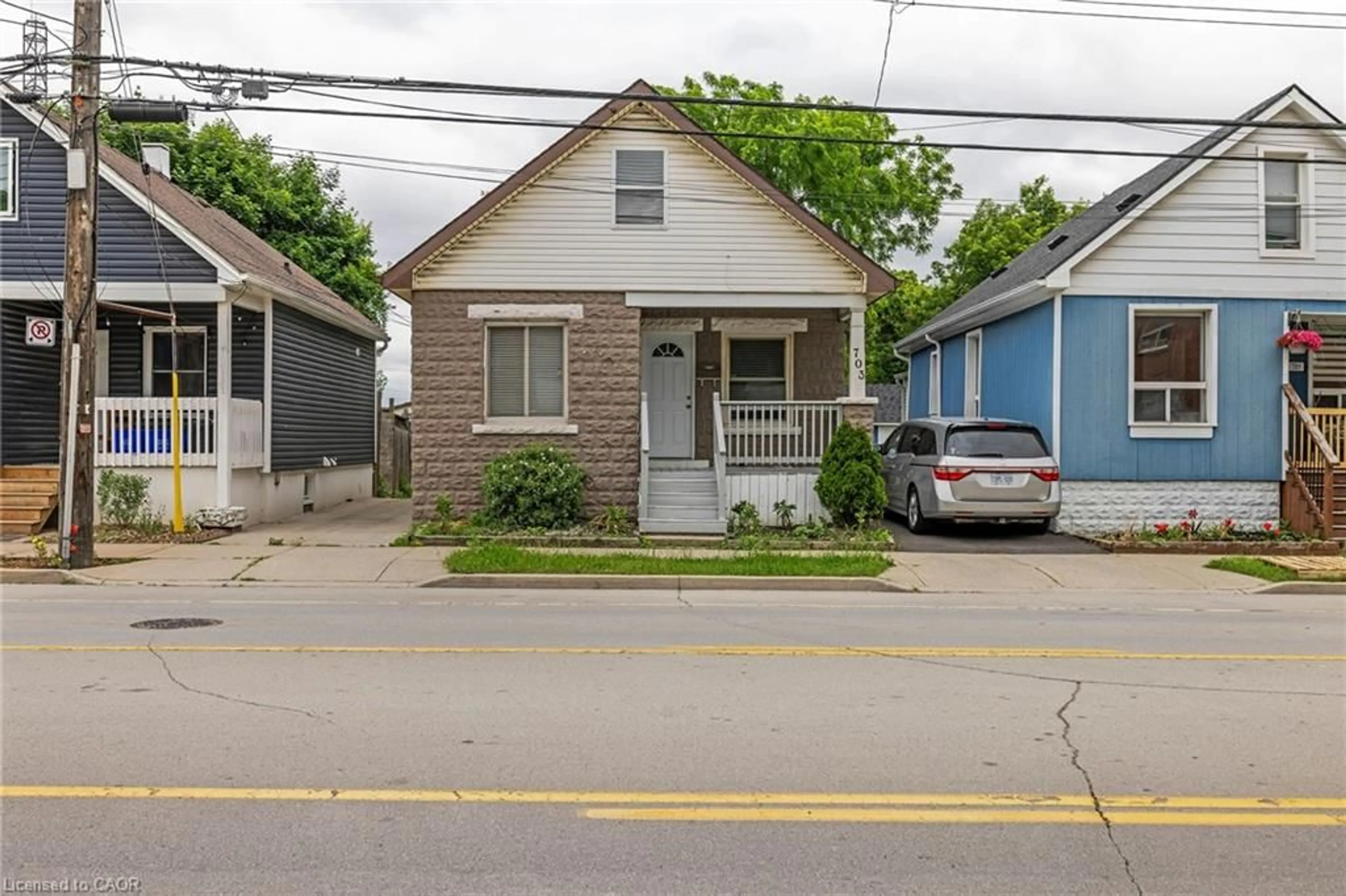 Unknown for 703 Lawrence Rd, Hamilton Ontario L8K 1Z7