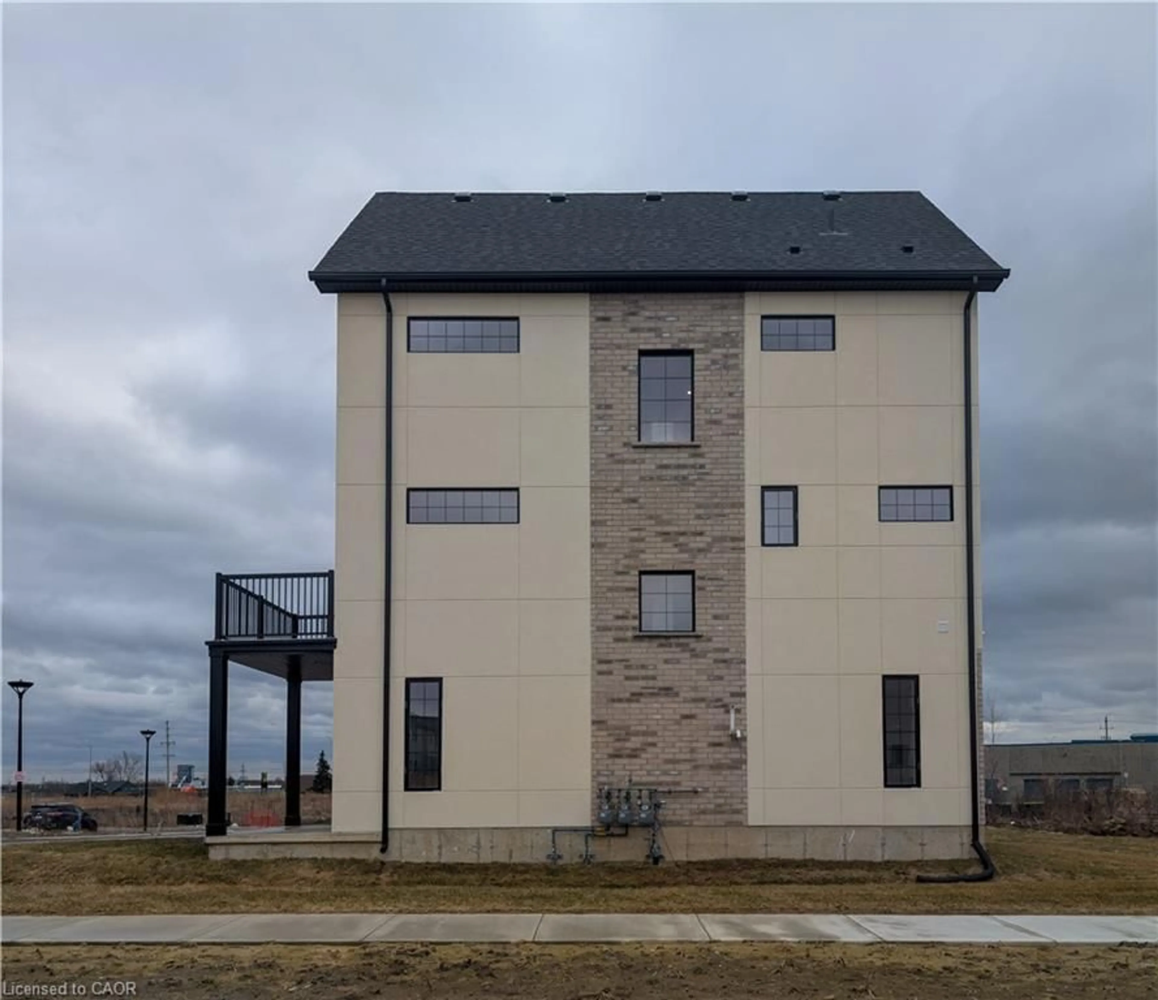 Unknown for 235 Kennington Way #13, London Ontario N6L 0H4